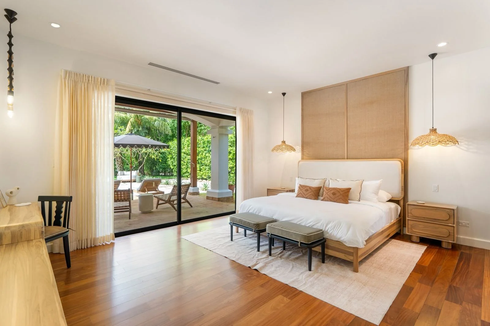 PHOTO-2025-11-19-18-18-57 2.jpg