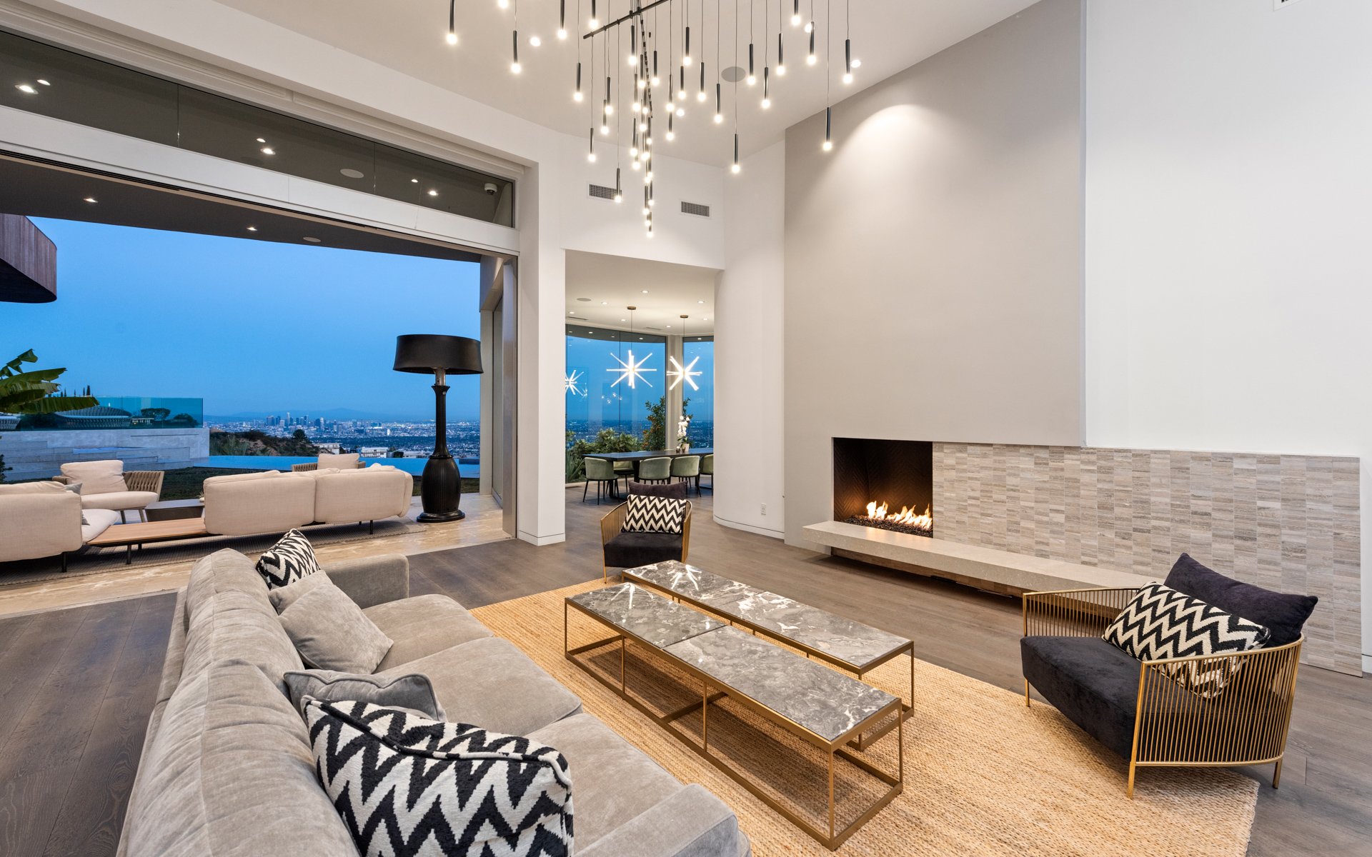 9305Nightingale-mls-30.jpg