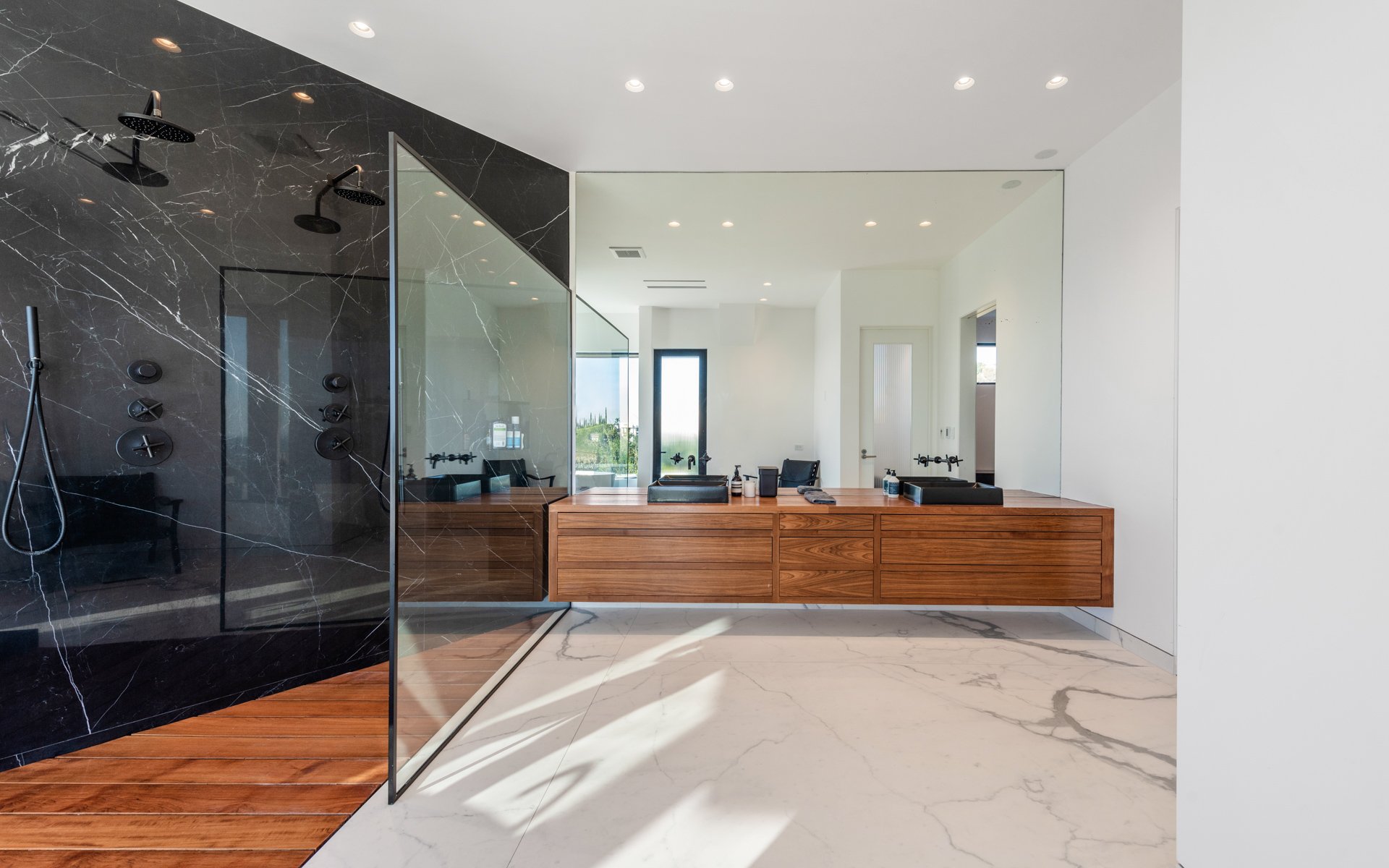 9305Nightingale-mls-57.jpg