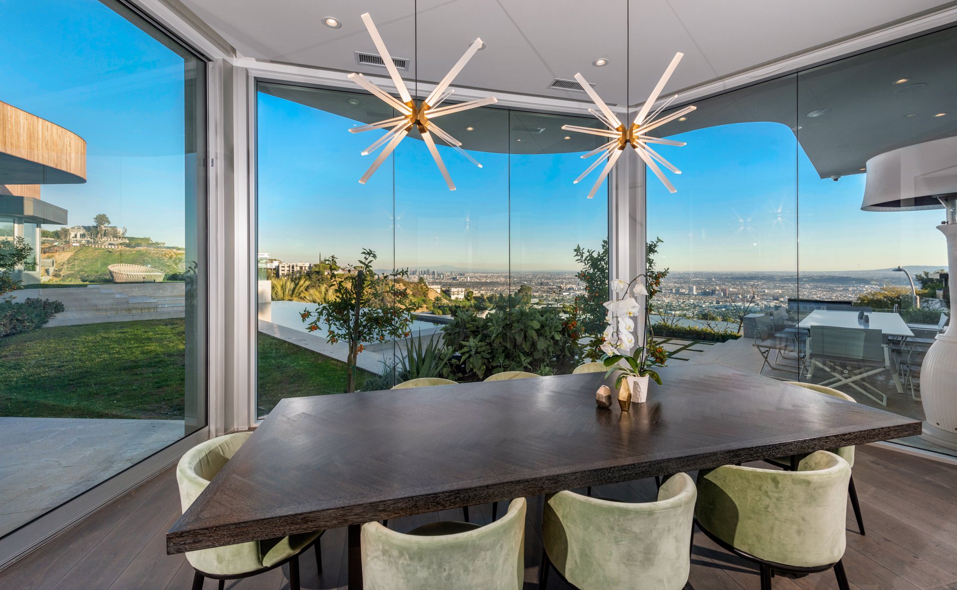 9305Nightingale-mls-40.jpg