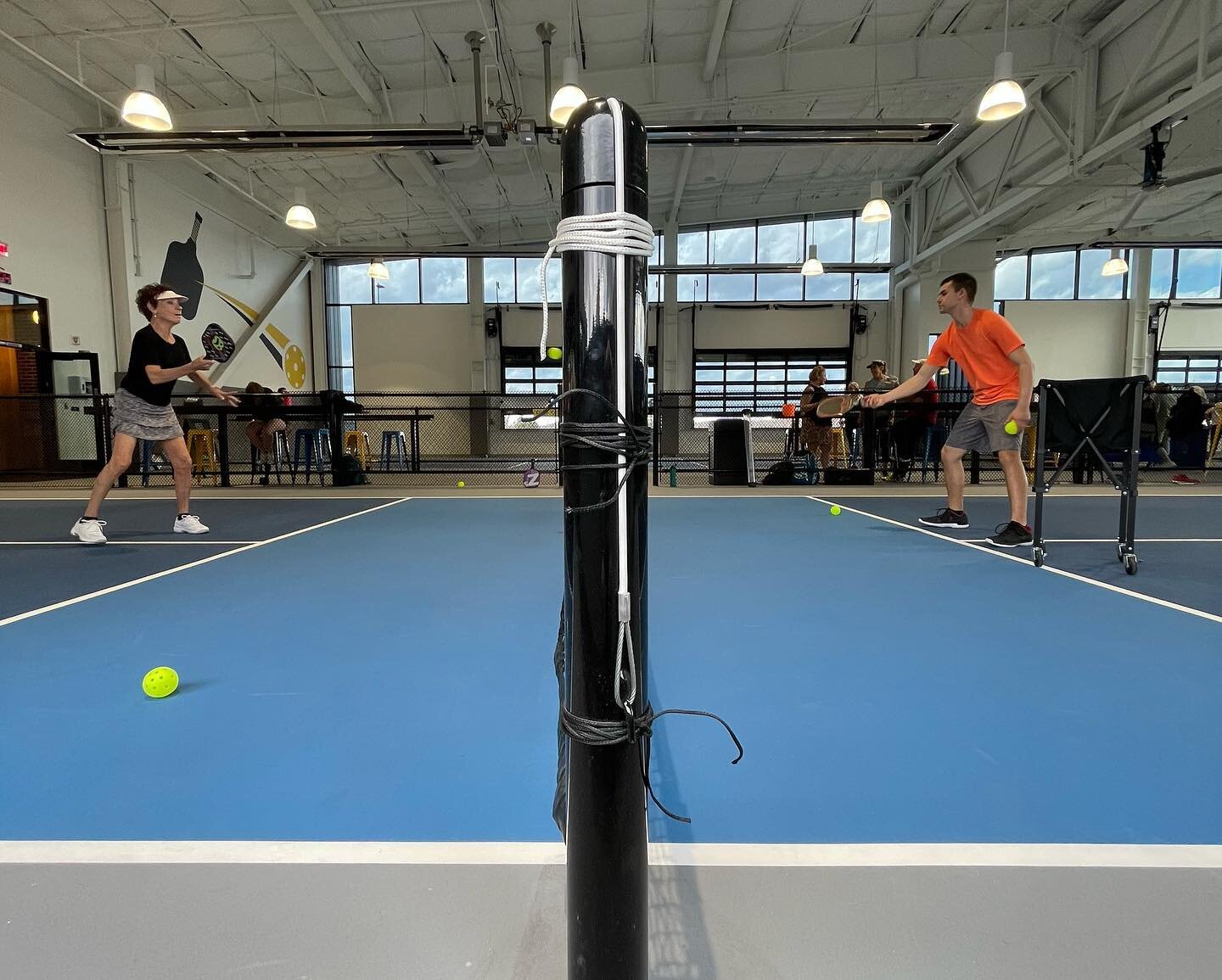 New to the game of pickleball and want to learn how to play? 
Have goals you want to achieve in pickleball but just not sure how to get there? 
For beginners and advanced players alike, d3 pickleball lessons will train you and help crush those goals!