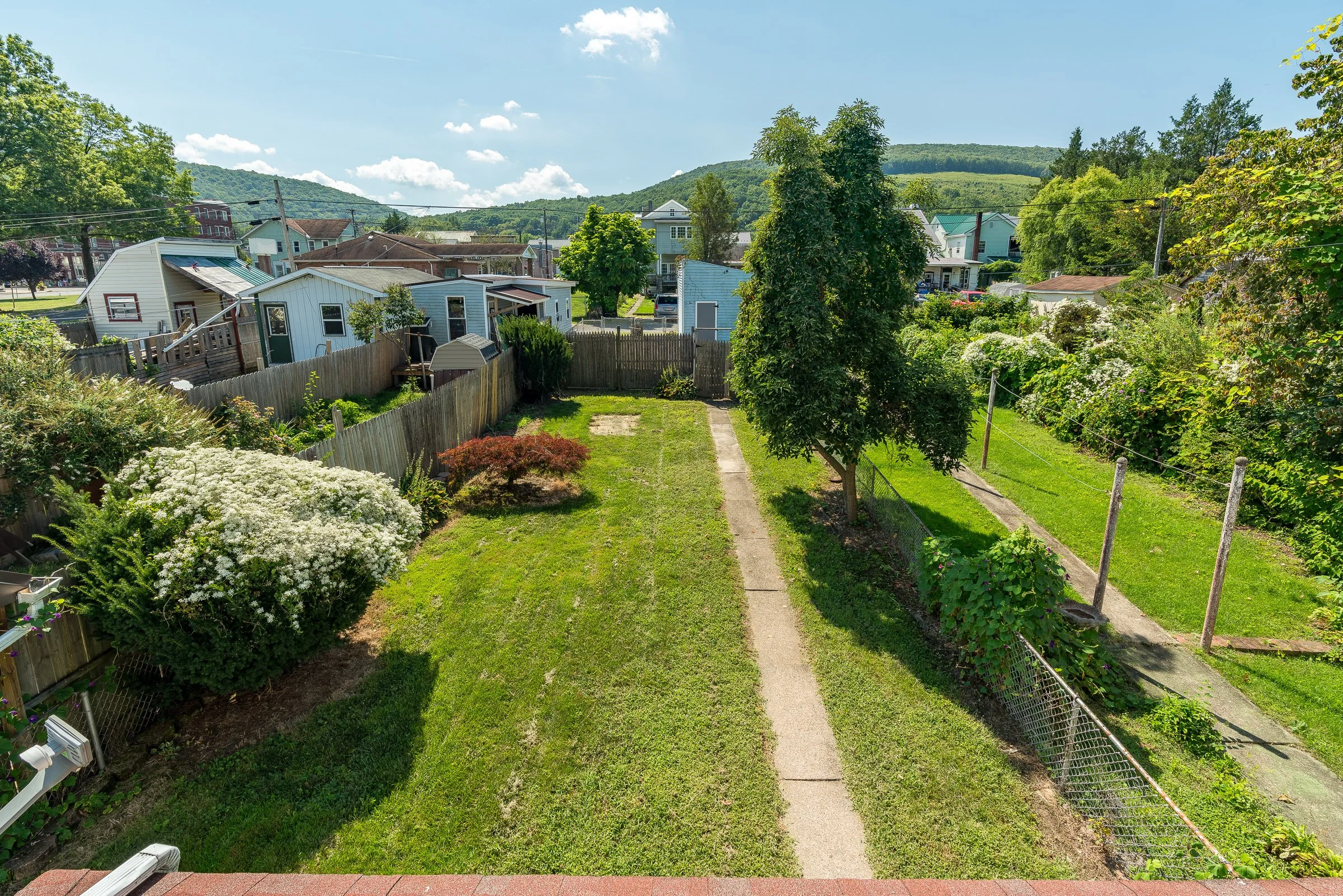 562 N 2nd St, Lykens-2-Upper-11.jpg