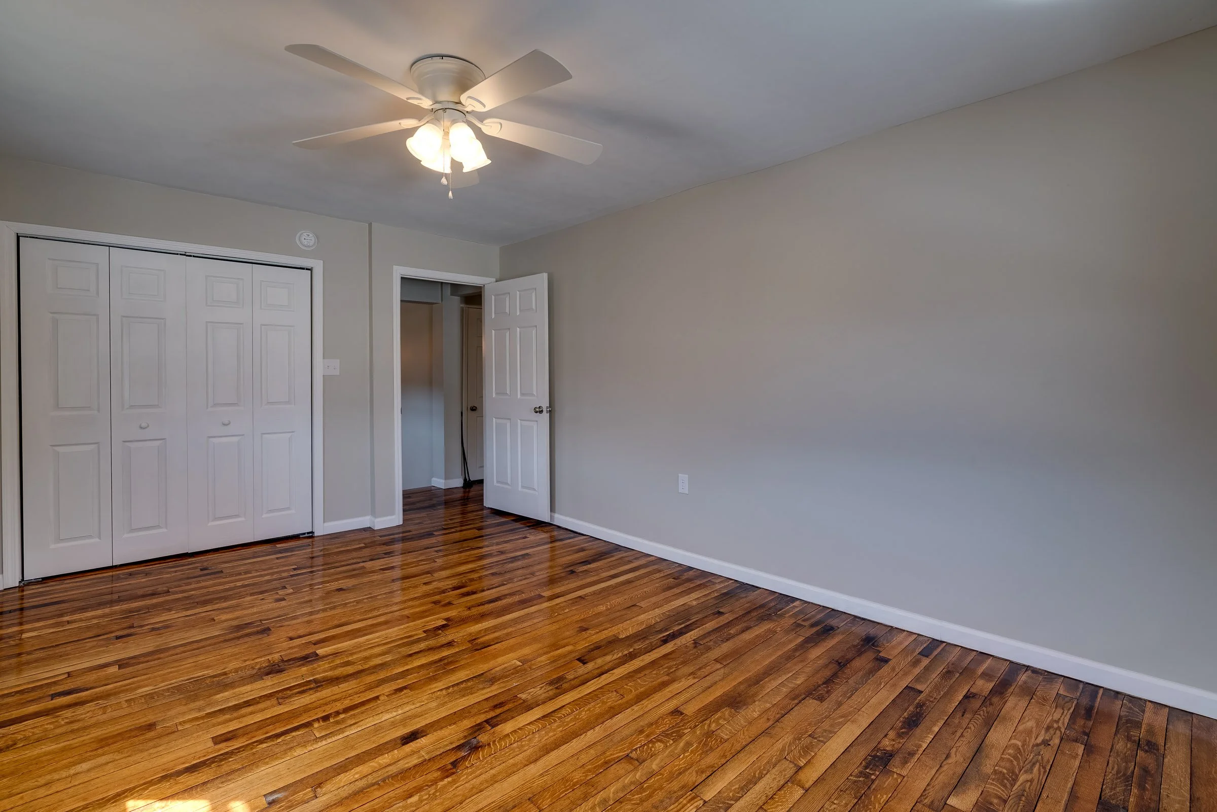 720-722 Pottsville St, Lykens-1-720-1-Main-14.jpg
