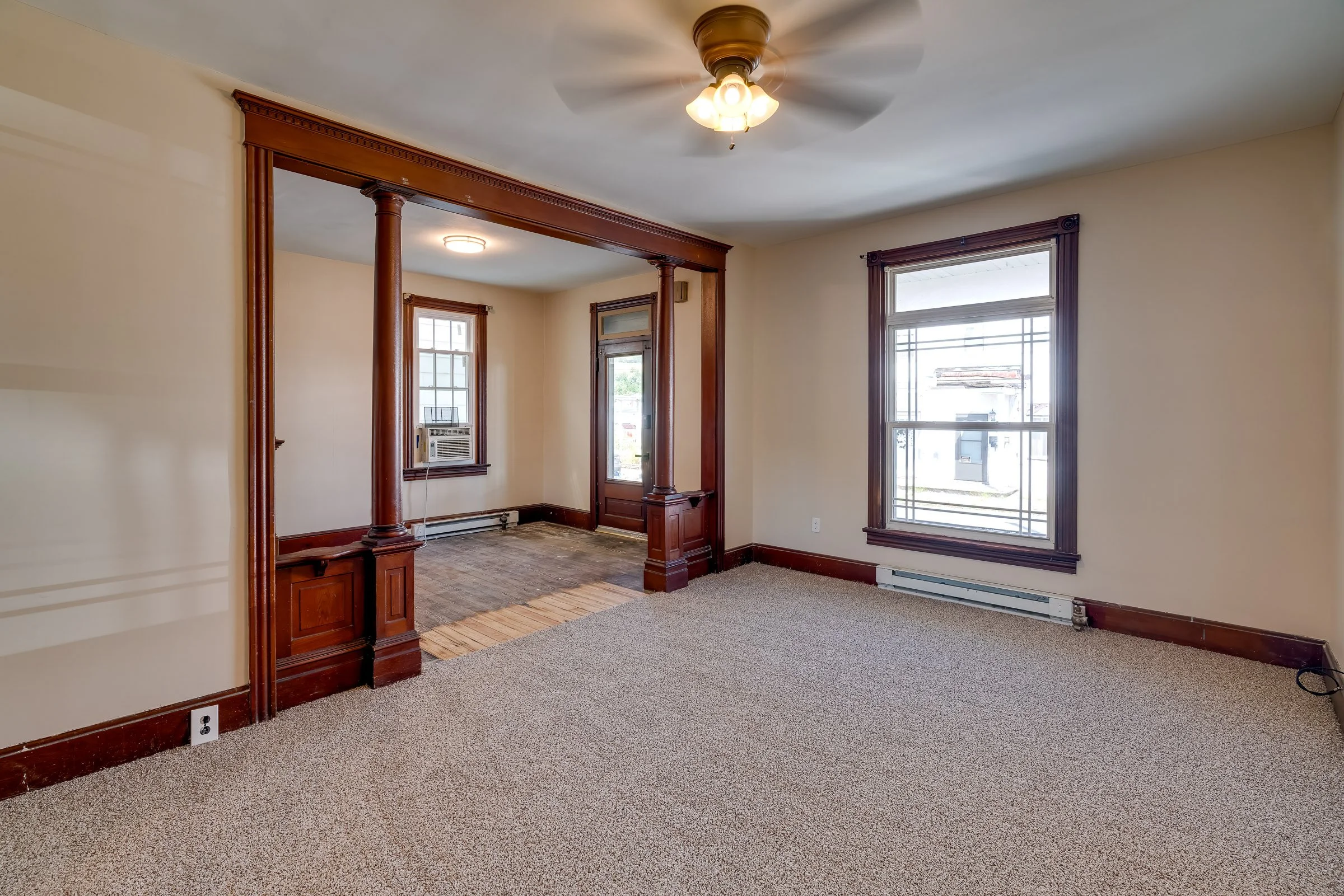 562 N 2nd St, Lykens-1-Main-5.jpg