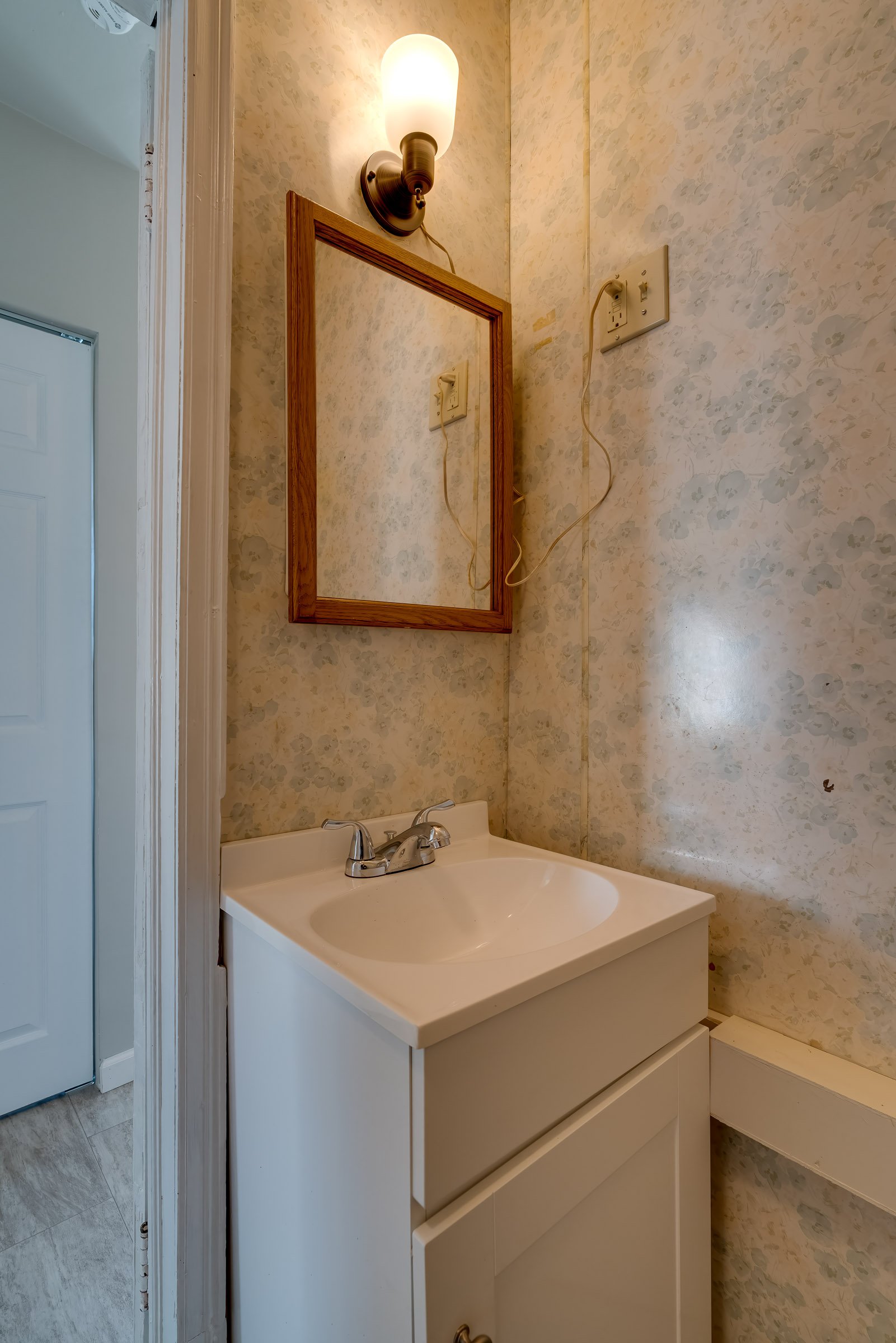 720-722 Pottsville St, Lykens-1-722-1-Main-6.jpg
