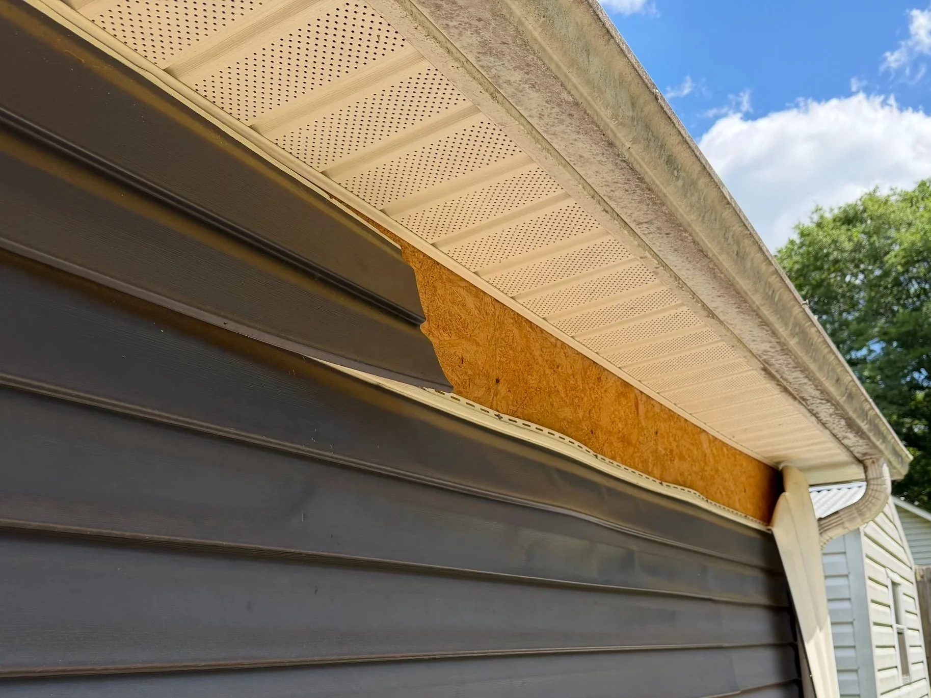 How to tell if Your siding needs Attention?
