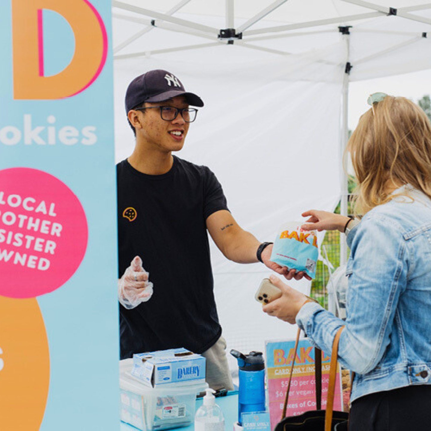 Get your tastebuds ready for @&zwnj;bakdcookies at this year&rsquo;s BC Dumpling Fest! 🍪

They make delicious gourmet cookies, with creative flavors from gooey chocolate peanut butter to earl grey honey, matcha latte, and lots more! These cookies ar