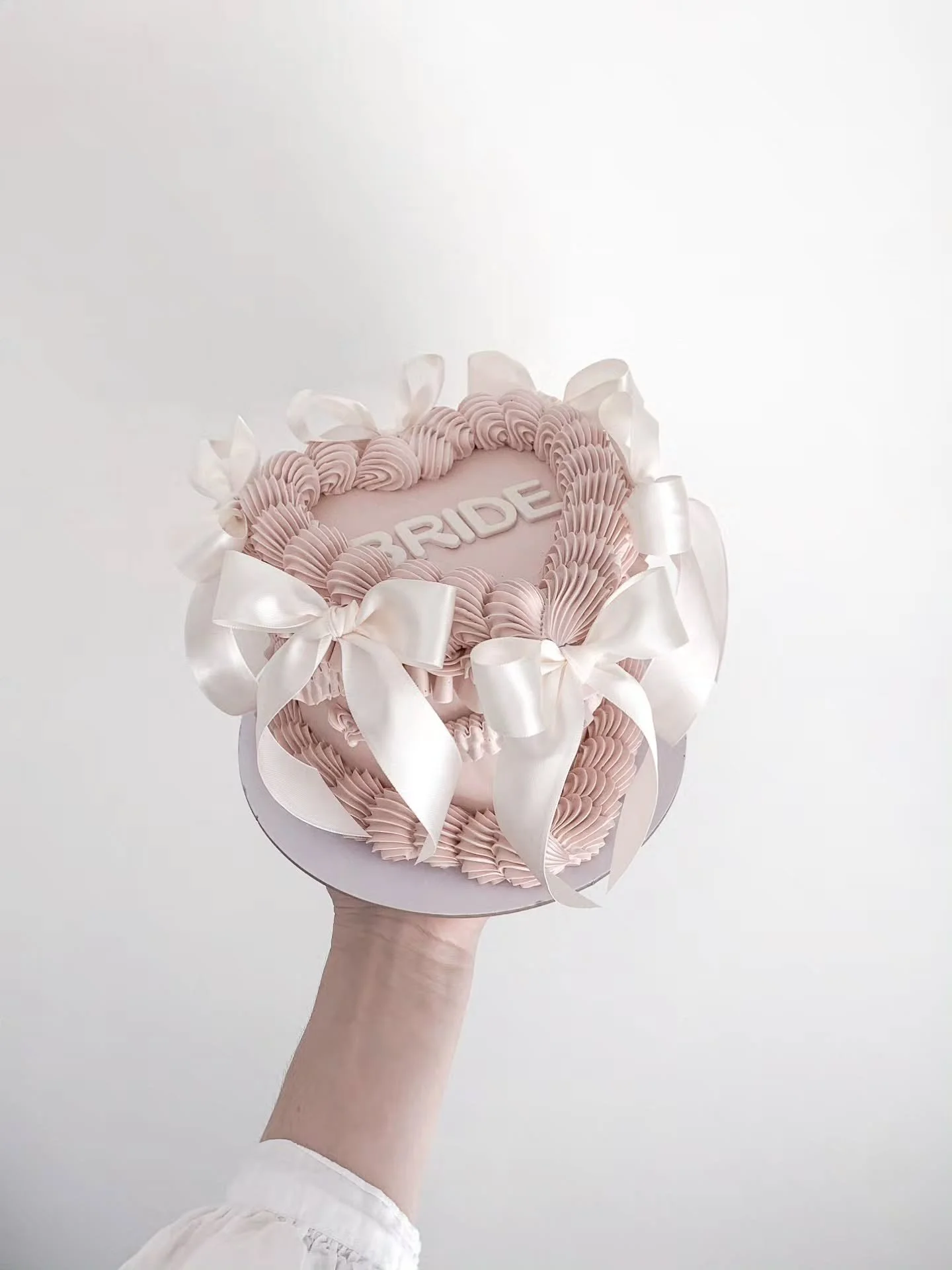 The fluffiest bows that ever existed 🫶