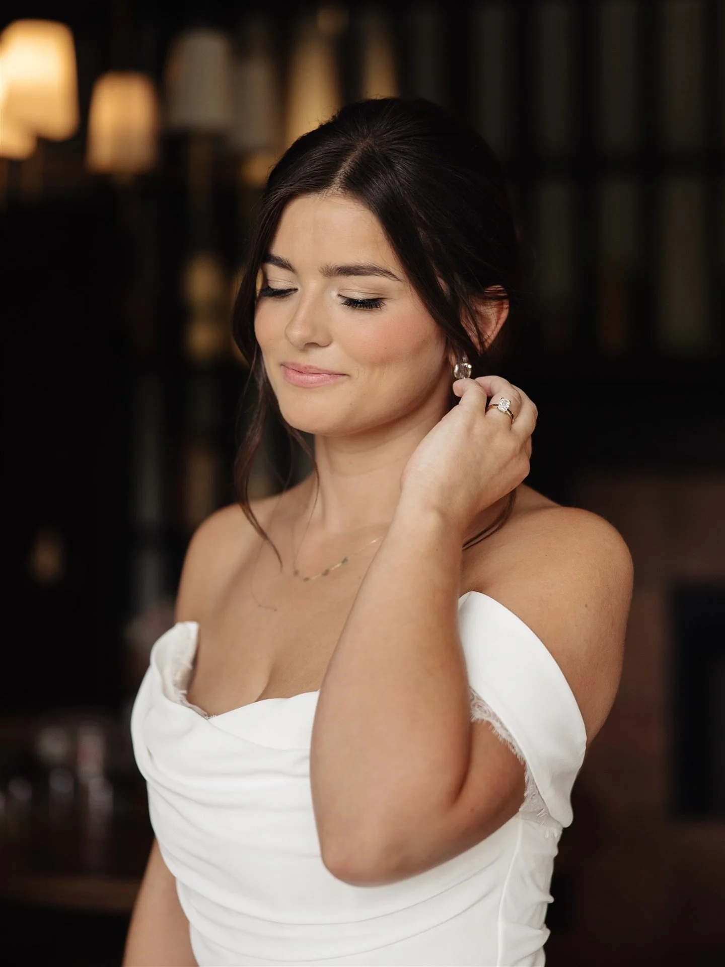 Quite moments just before the ceremony .
.
.
.
.
.
#winthropweddingphotographer #winthropweddingphotography #winthropphotographer #winthropelopementphotographer #winthropengagementphotographer #winthropbridephotos #winthropweddingphotos #methowvalley