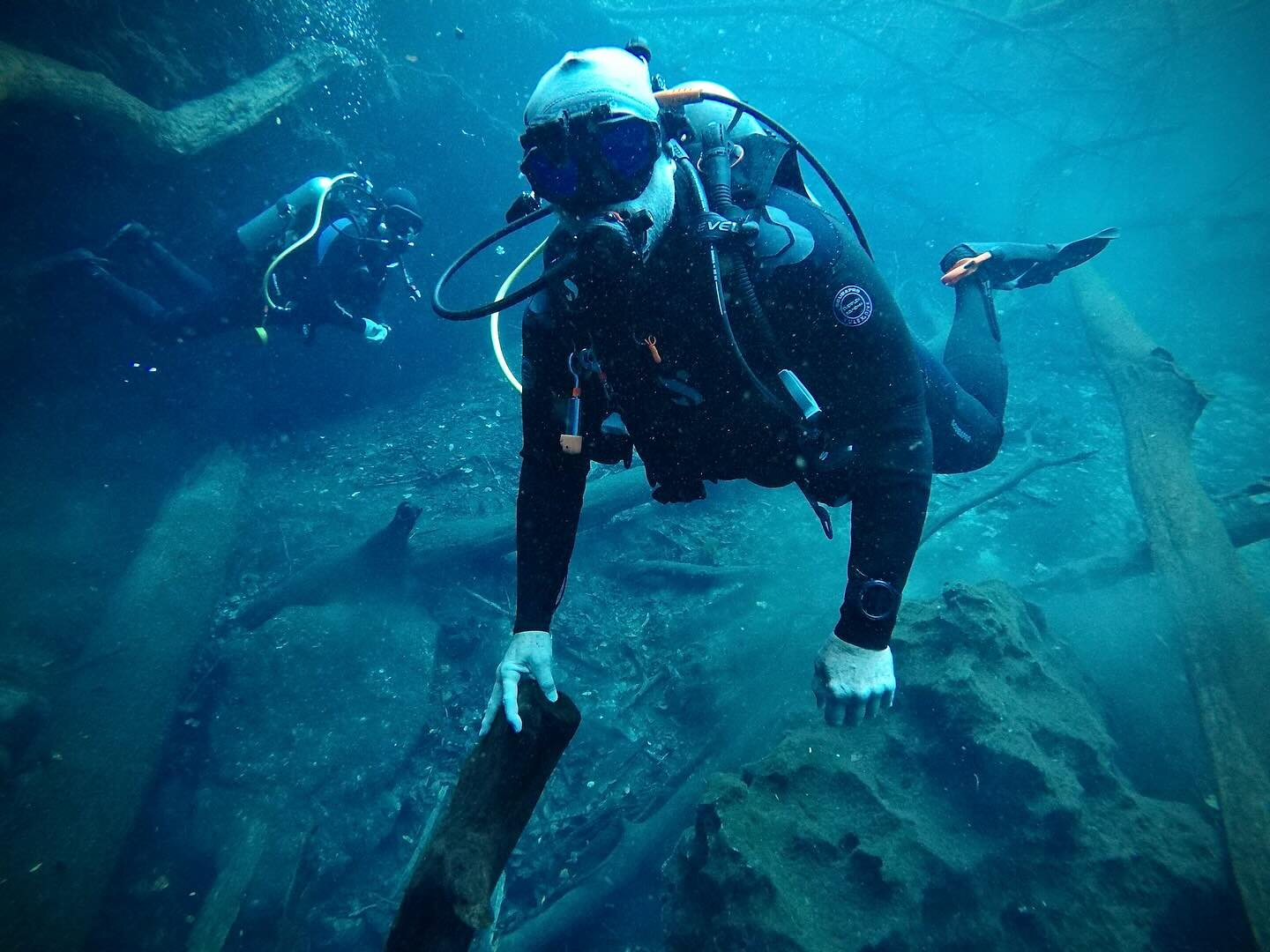 Enjoying Orange Grove! #wesskilespeacockspringsstatepark #scubadiving #adventure #naturalsprings #deepdive #caverndiving #cavediving #florida #floridasprings #scuba