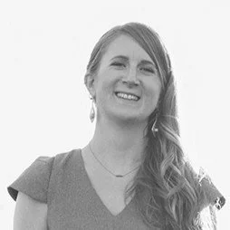 Headshot of Jenn Rossiter