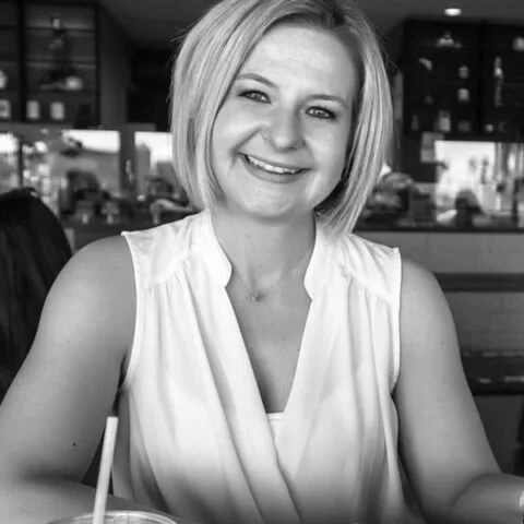 Headshot of Michelle Hausbeck