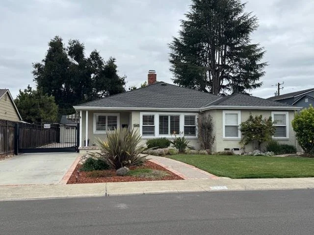 1545 De Anza.jpg