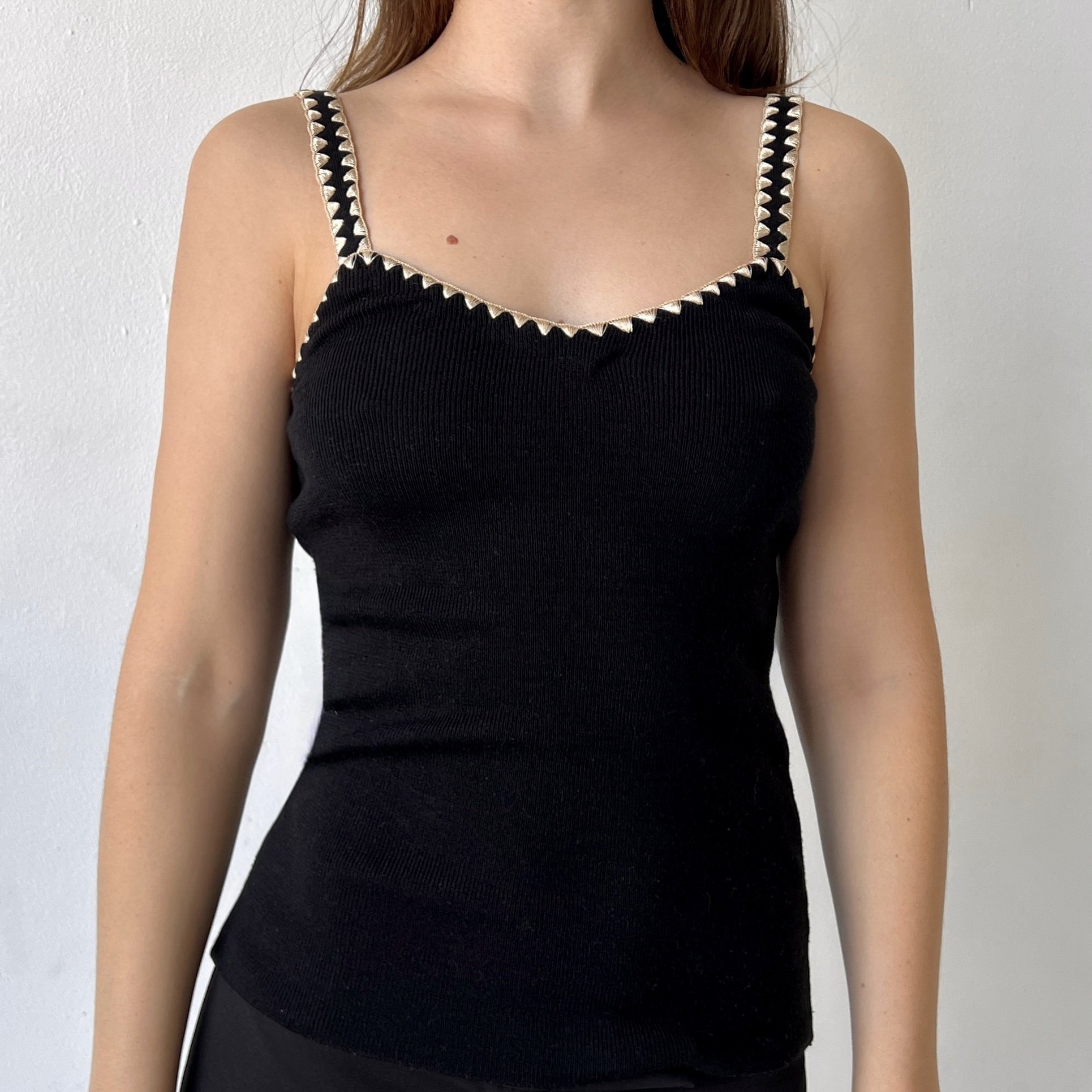 Facetune_05-12-2025-10-36-58.jpg