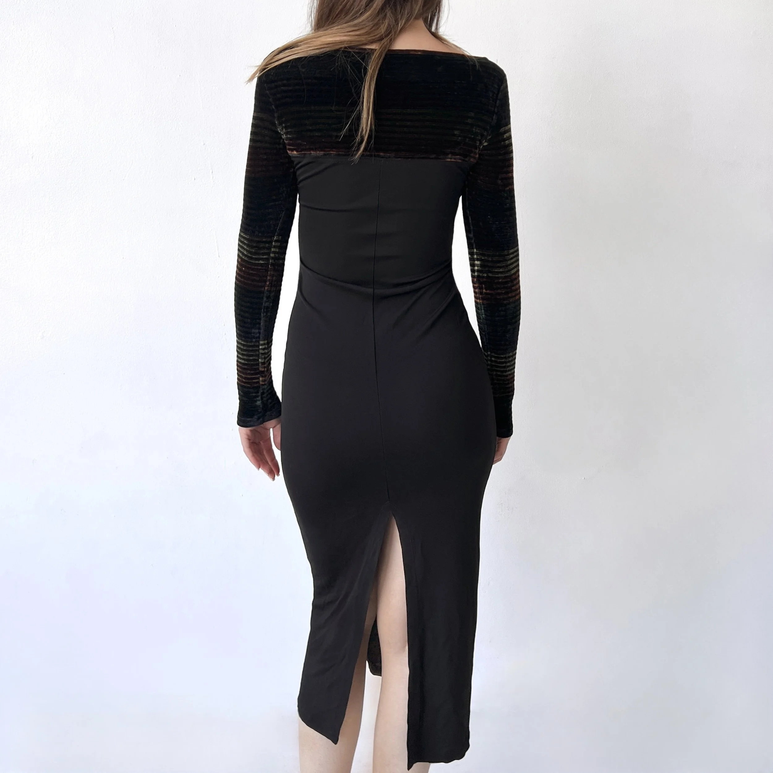 Facetune_05-12-2025-09-39-48.jpg