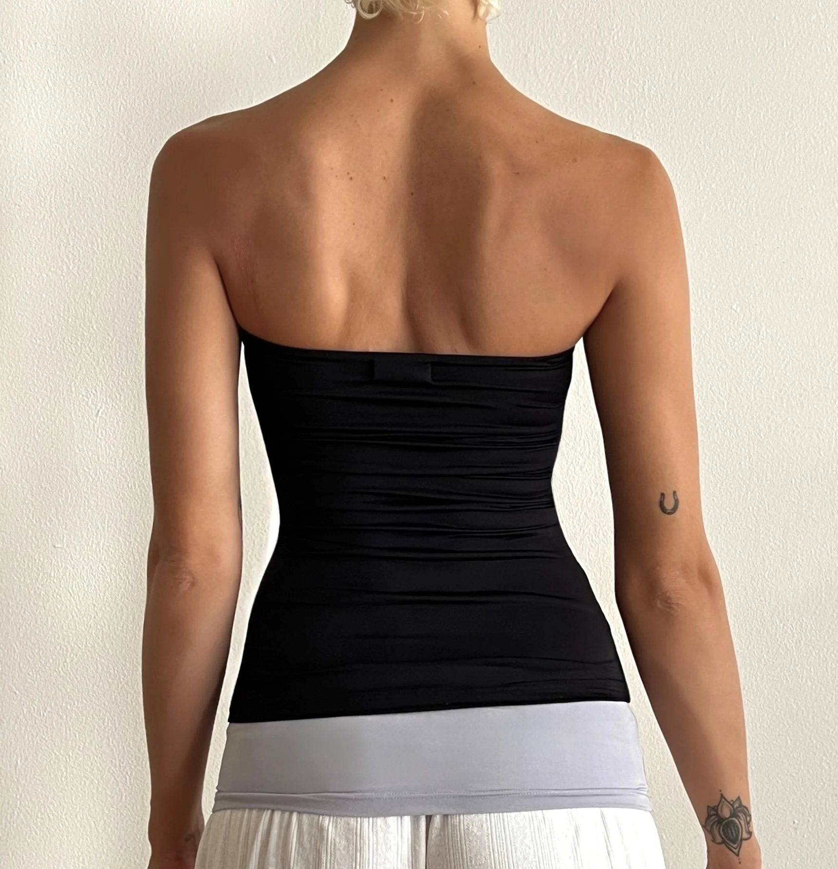 Facetune_22-09-2026-21-40-15.jpg