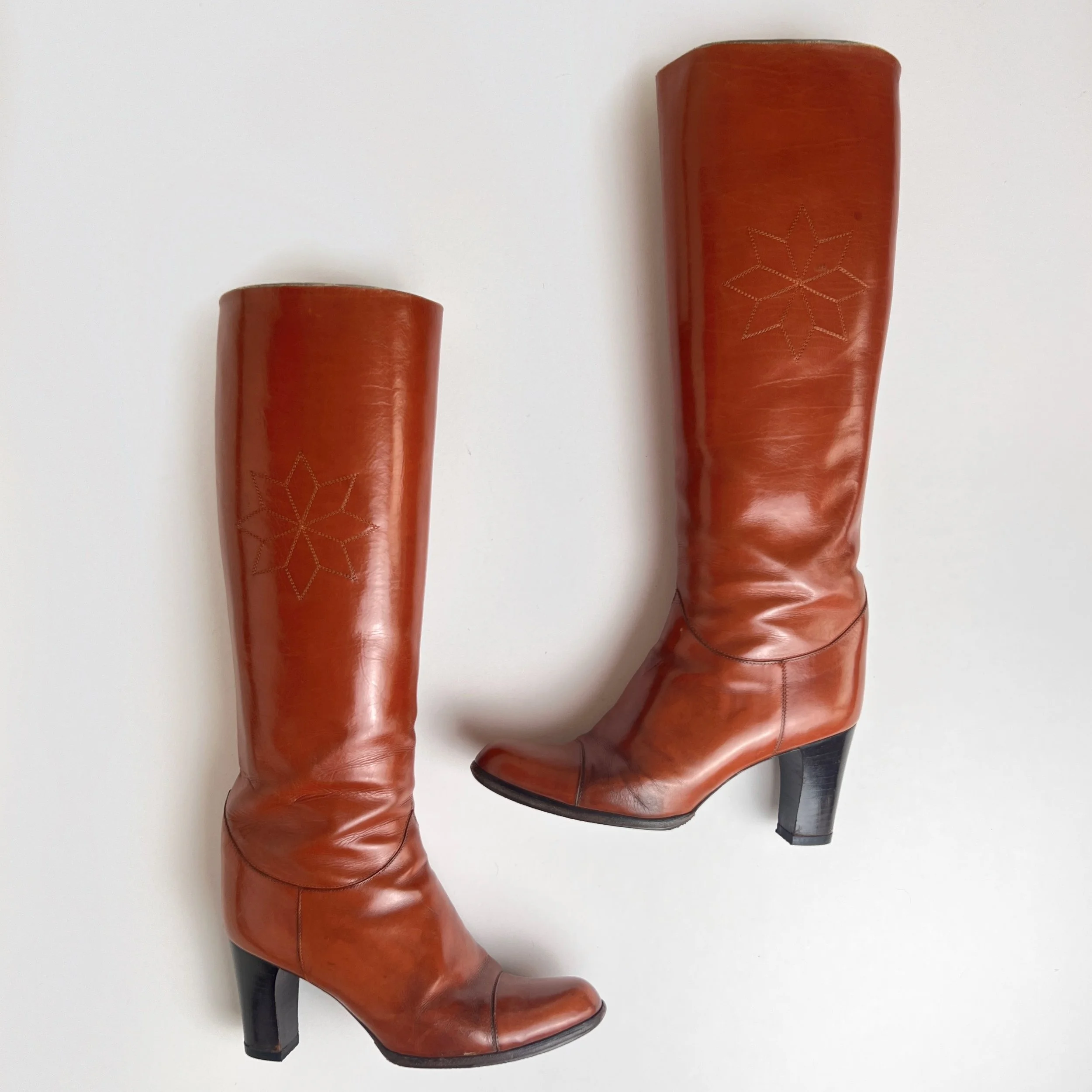 Yves Saint Laurent Boots