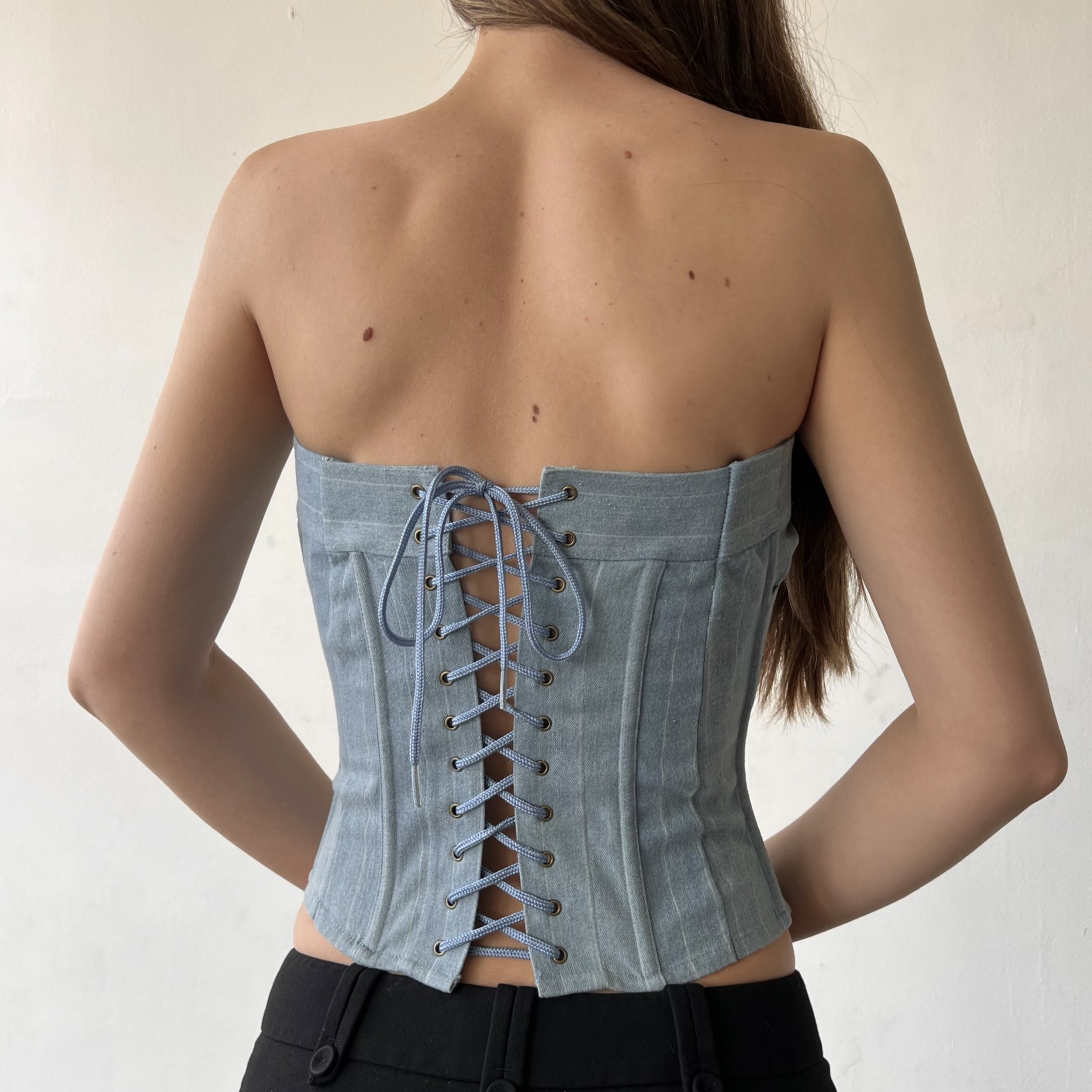 Facetune_05-03-2025-15-44-09.jpg