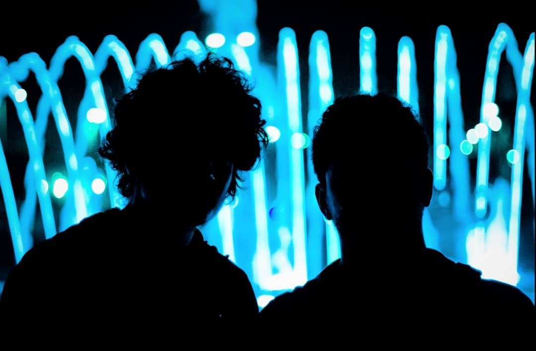 Paribesh/Omar
Lighting illuminated
Waning loneliness