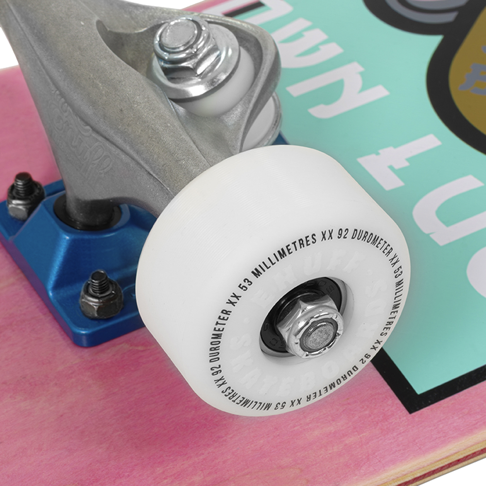 ENU4050 Lucky Cat Mini Complete Skateboard Pink Wheel Detail.png