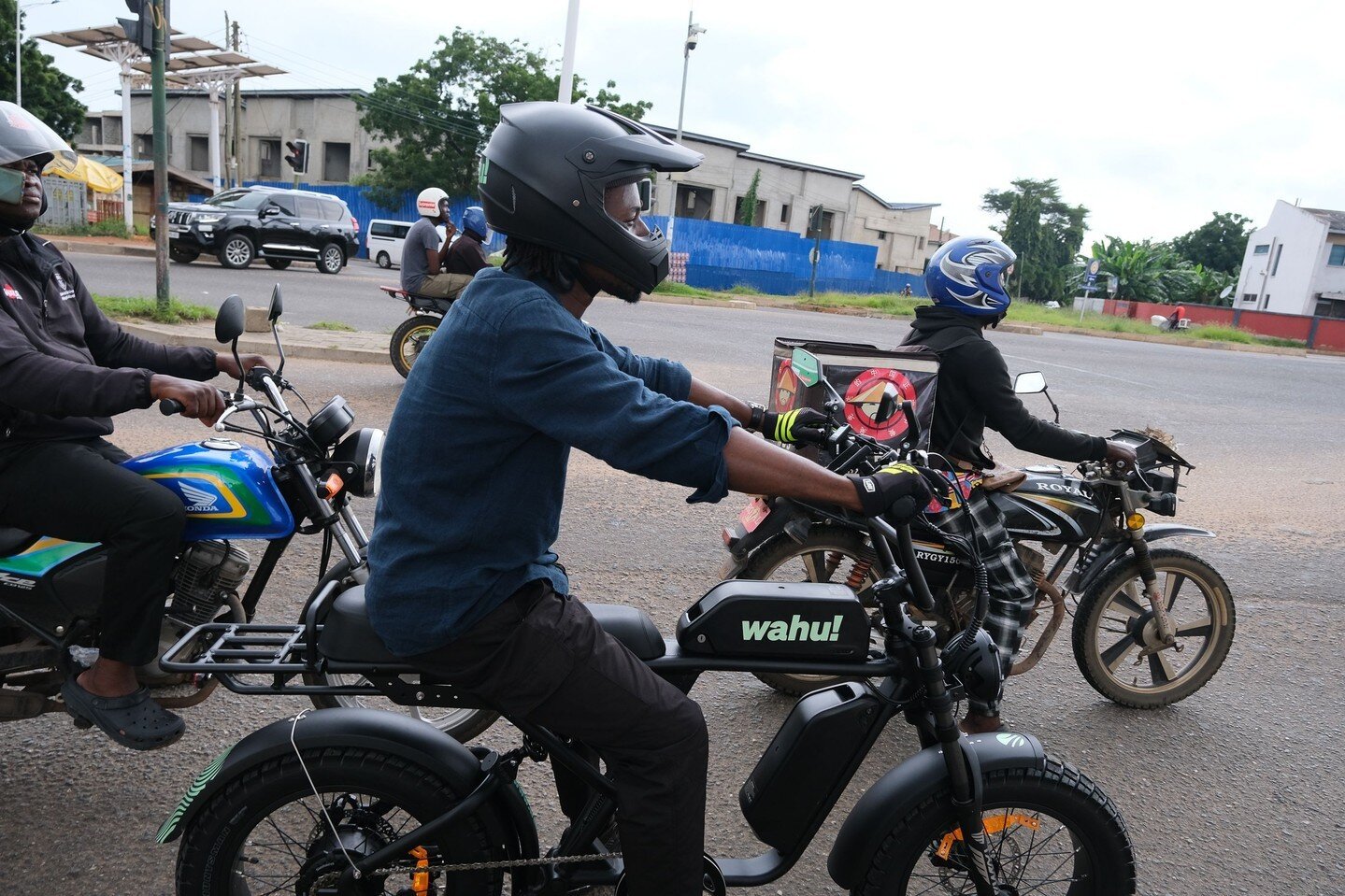 ⛽️ Pioneering #electricvehicle #startup @wahu.me aims to electrify mobility in #Ghana and spark an EV ecosystem throughout the continent.💡 This innovative company develops and manufactures affordable #EVs suited for local roads in Ghana. 🇬🇭 

Wahu