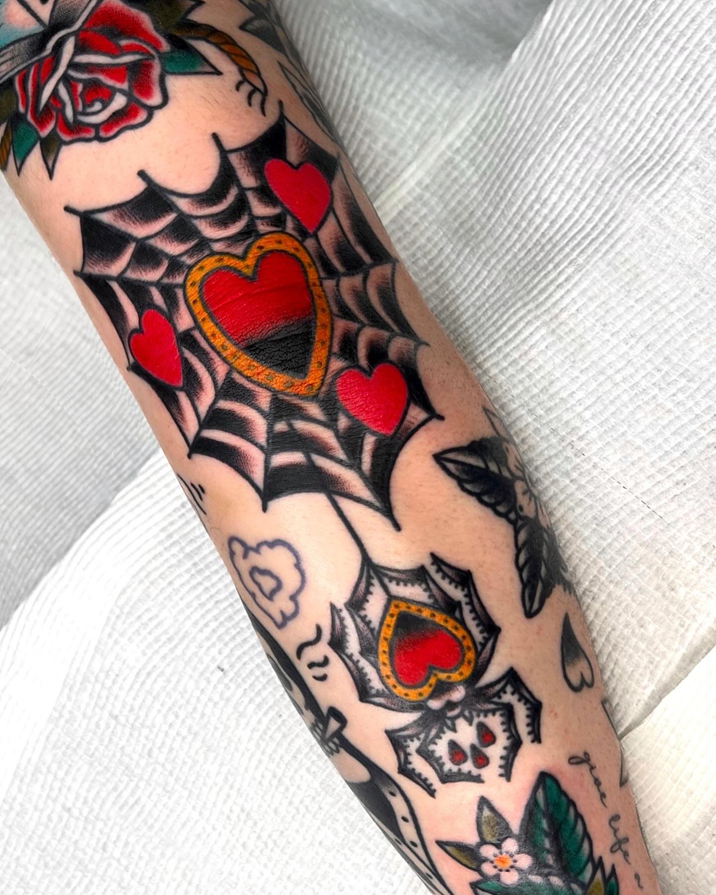Spicy elbow web and more progress on @georgiasarah__ sleeve! This has been an absolute blast to work on and can&rsquo;t wait to show the finished product!
*Lines &amp; shading healed / colour fresh*
.
🌹made at @mans_ruin_tattoo 🌹
.
.
.
#tattoo&nbsp