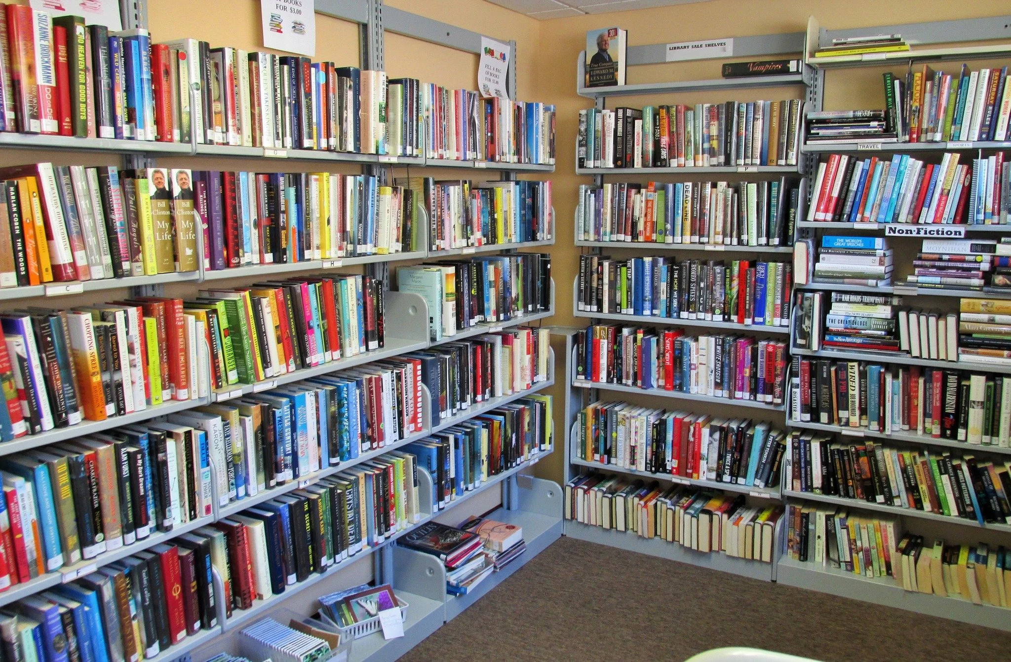 Hemlock Farms Community Library