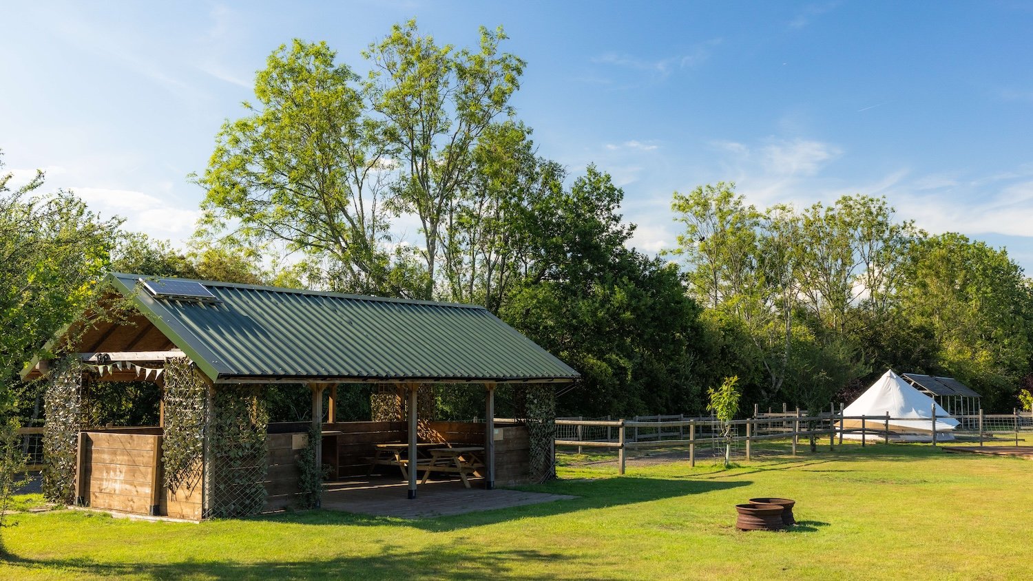 Strictly Camping - Glamping 4.jpg