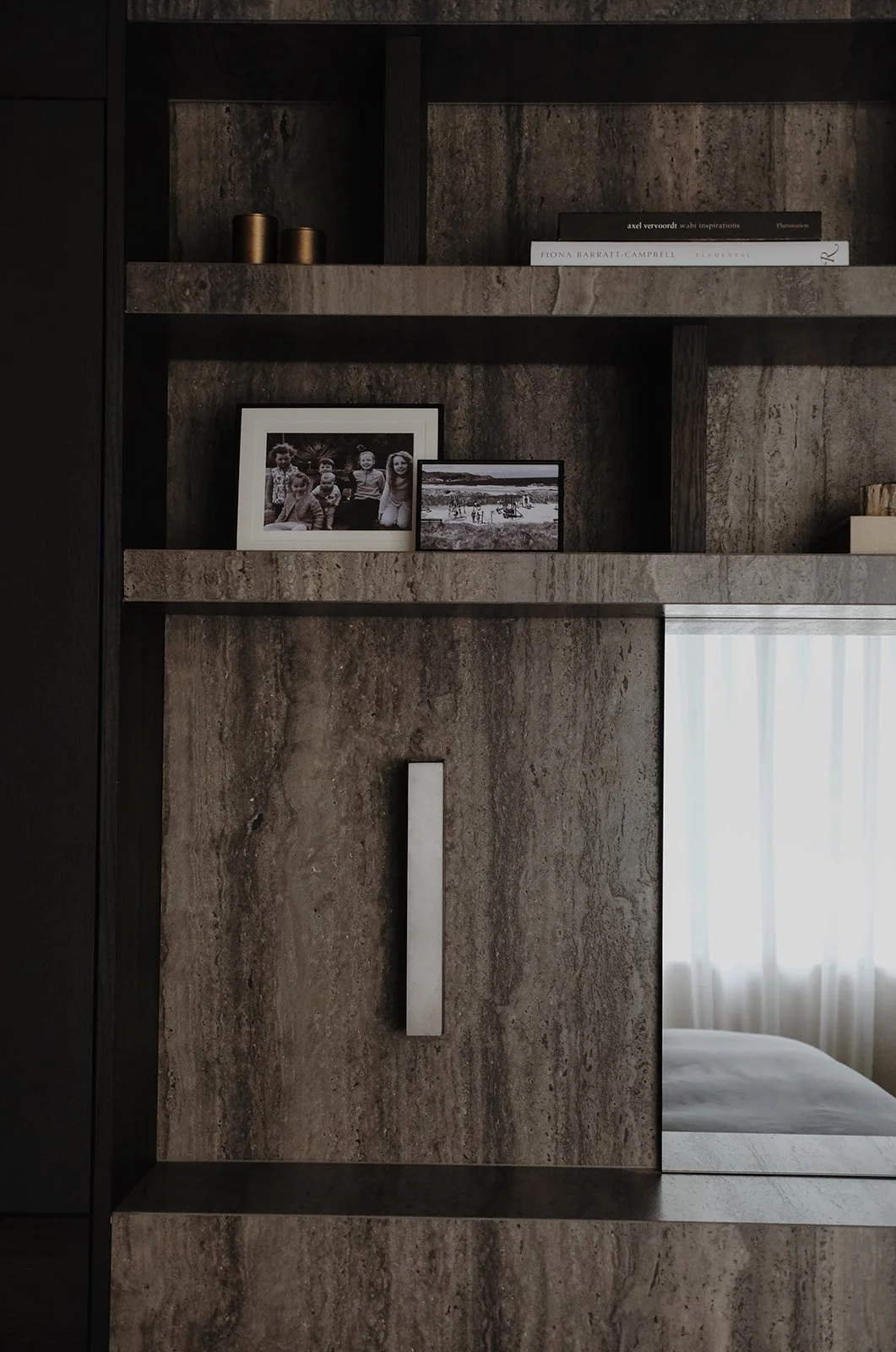 Emma_Lavelle_Holt_Living_Shoot2_150.jpeg