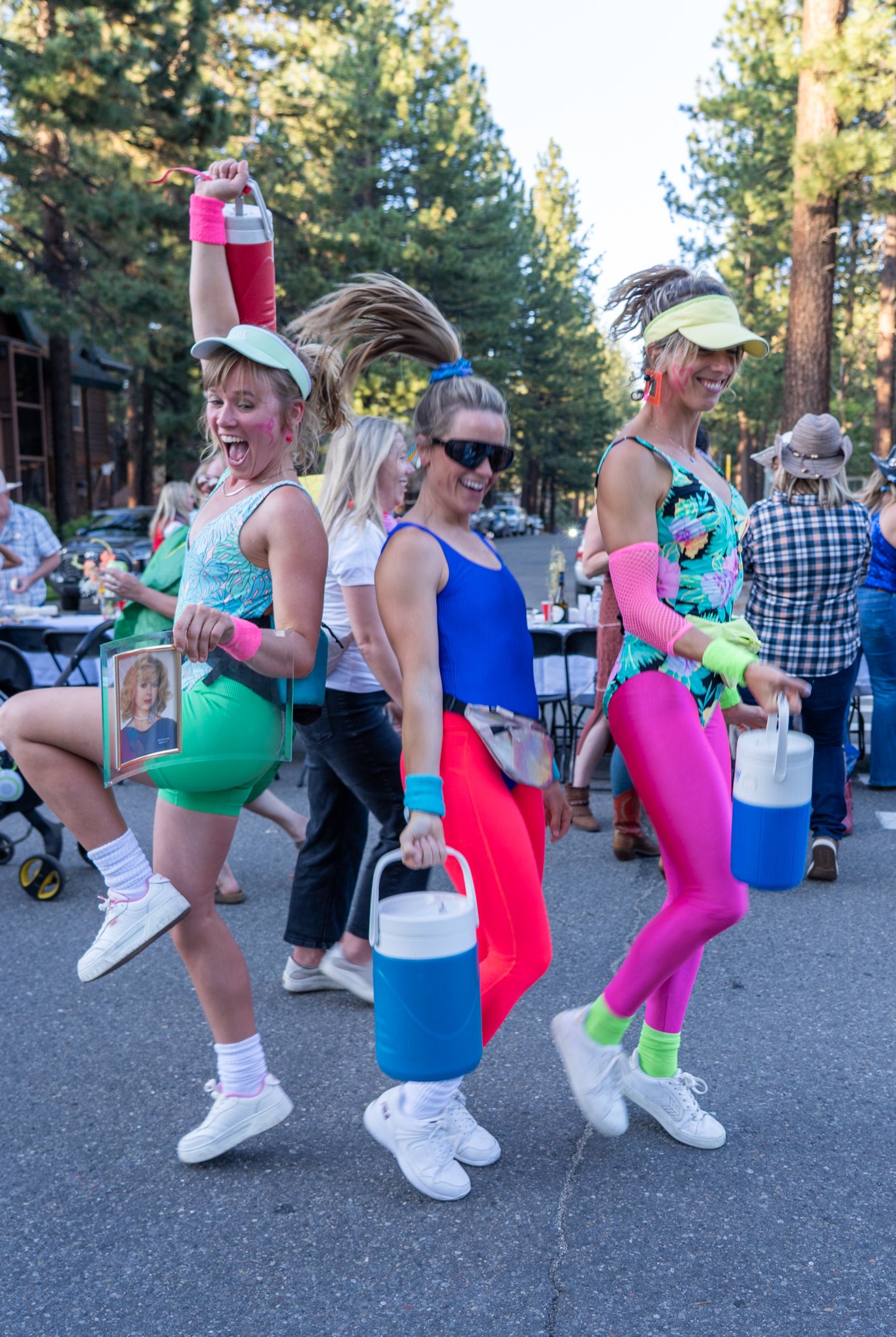 Web-Longest-Dinner-Table-South-Lake-Tahoe-2025-Katy-Jo-Photo-73.jpg