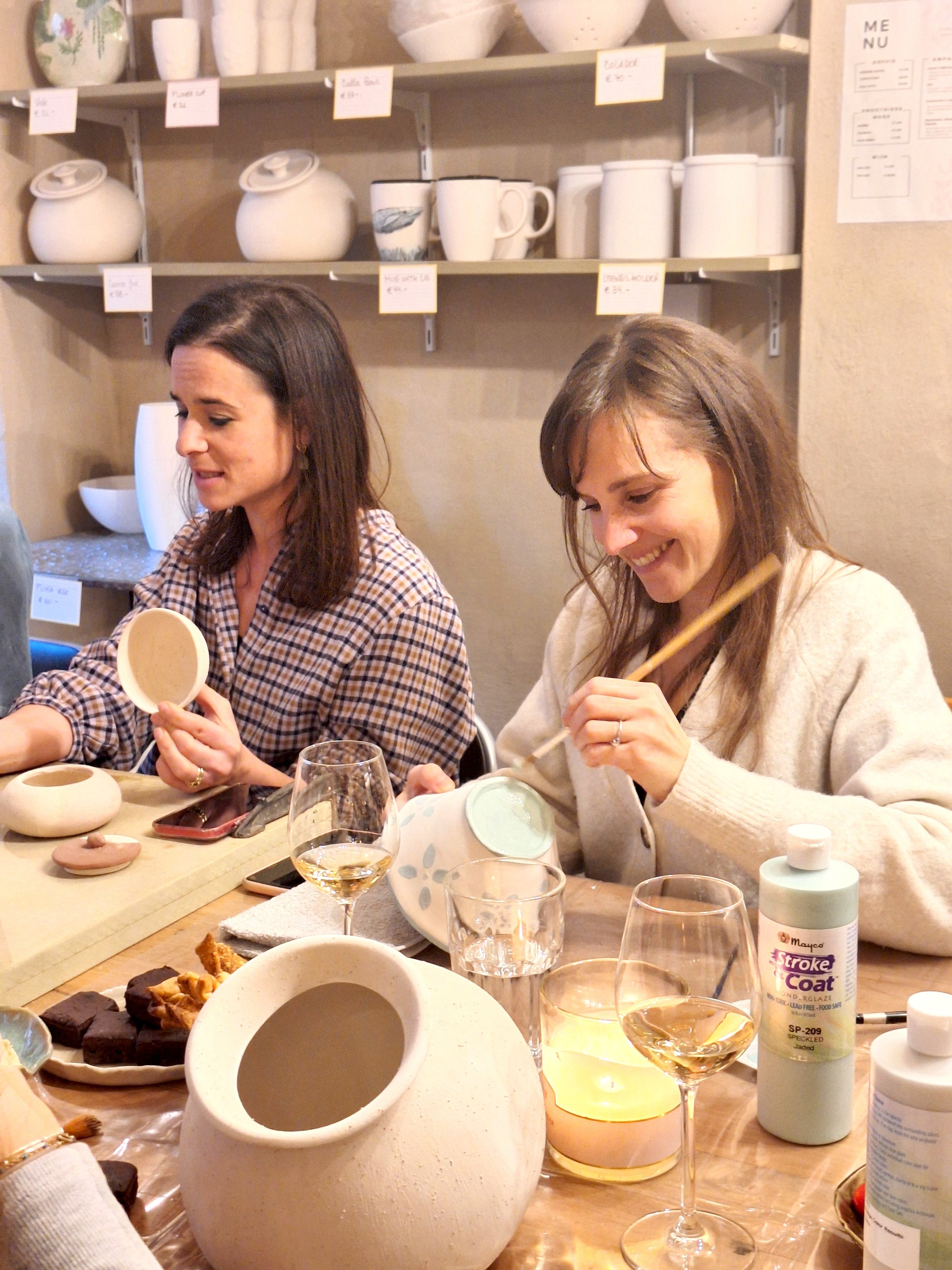 Ceramic Painting or Make your Own Ceramics + drink & snacks > Fully booked