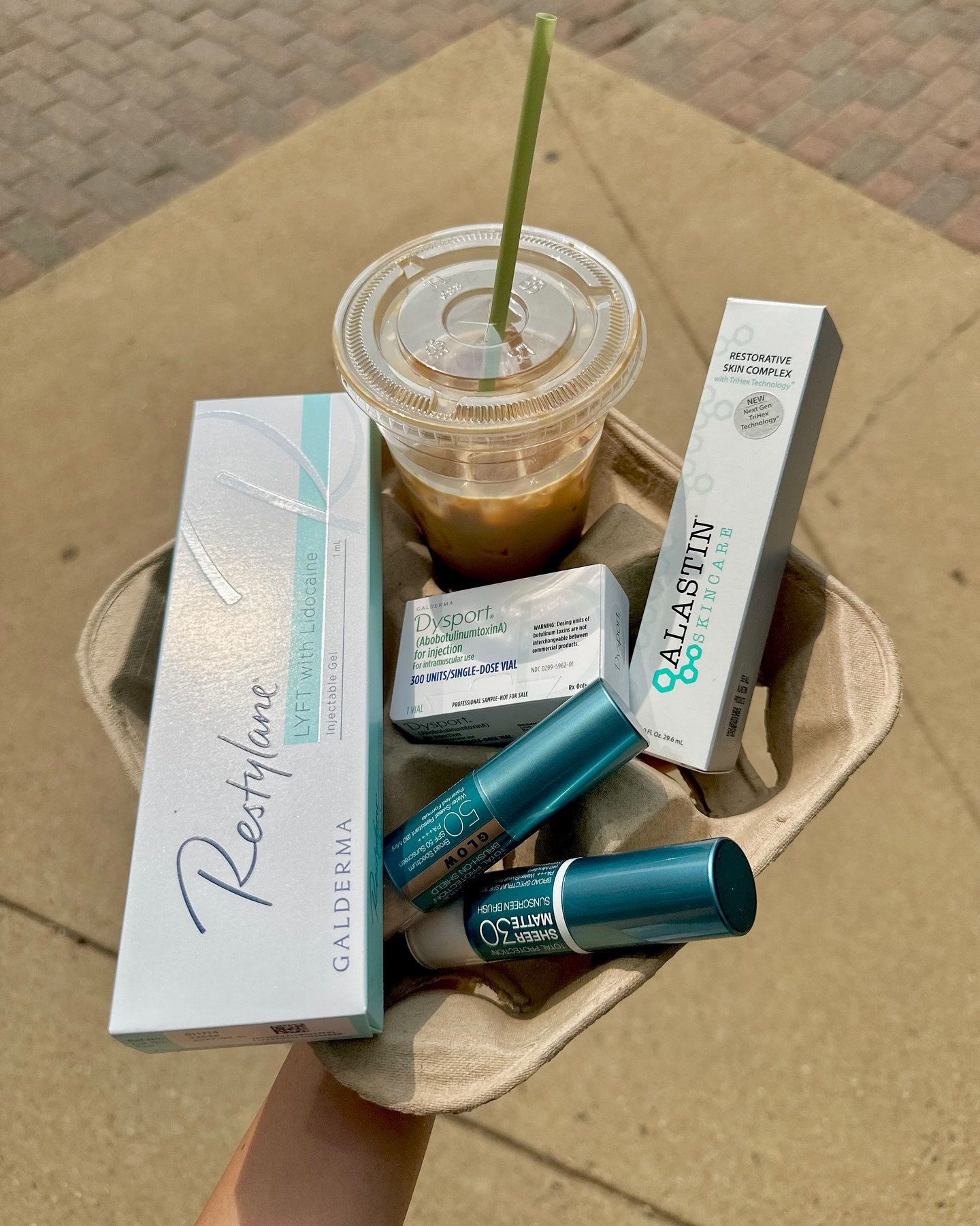 Coffee break at Blue 🤍✨

#virginiamedspa #dcmedspa #arlingtonmedspa #arlingtonvirginia #medicalgradeskincare #alastinskincare