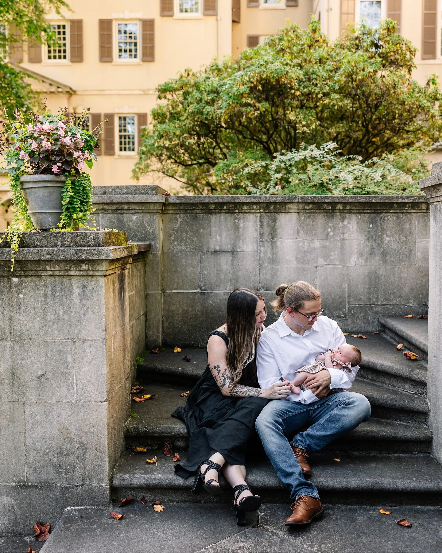 Sweet baby Leo stealing all of our hearts. 🥹

A beautiful September golden hour family session at Winterthur with Lauryn + Nate. ❤️

🏷️: Delaware photographer, Delaware family photographer, Wilmington Delaware photographer, Winterthur family portra