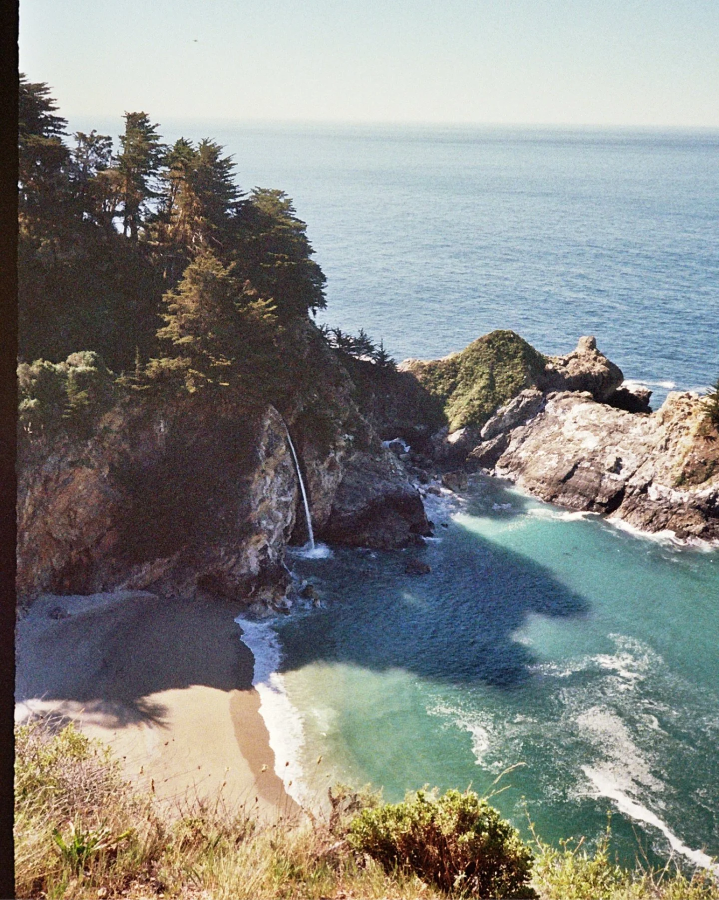 Cohner bought me a Pentax 17 half-frame camera a few months ago and I got my first roll of film back. I&rsquo;m obsessed. Here&rsquo;s some from our California Coast trip from a few weeks ago. 😍

🎞️: Kodak Portra 400
📍: McWay Falls, Pacific Coast 