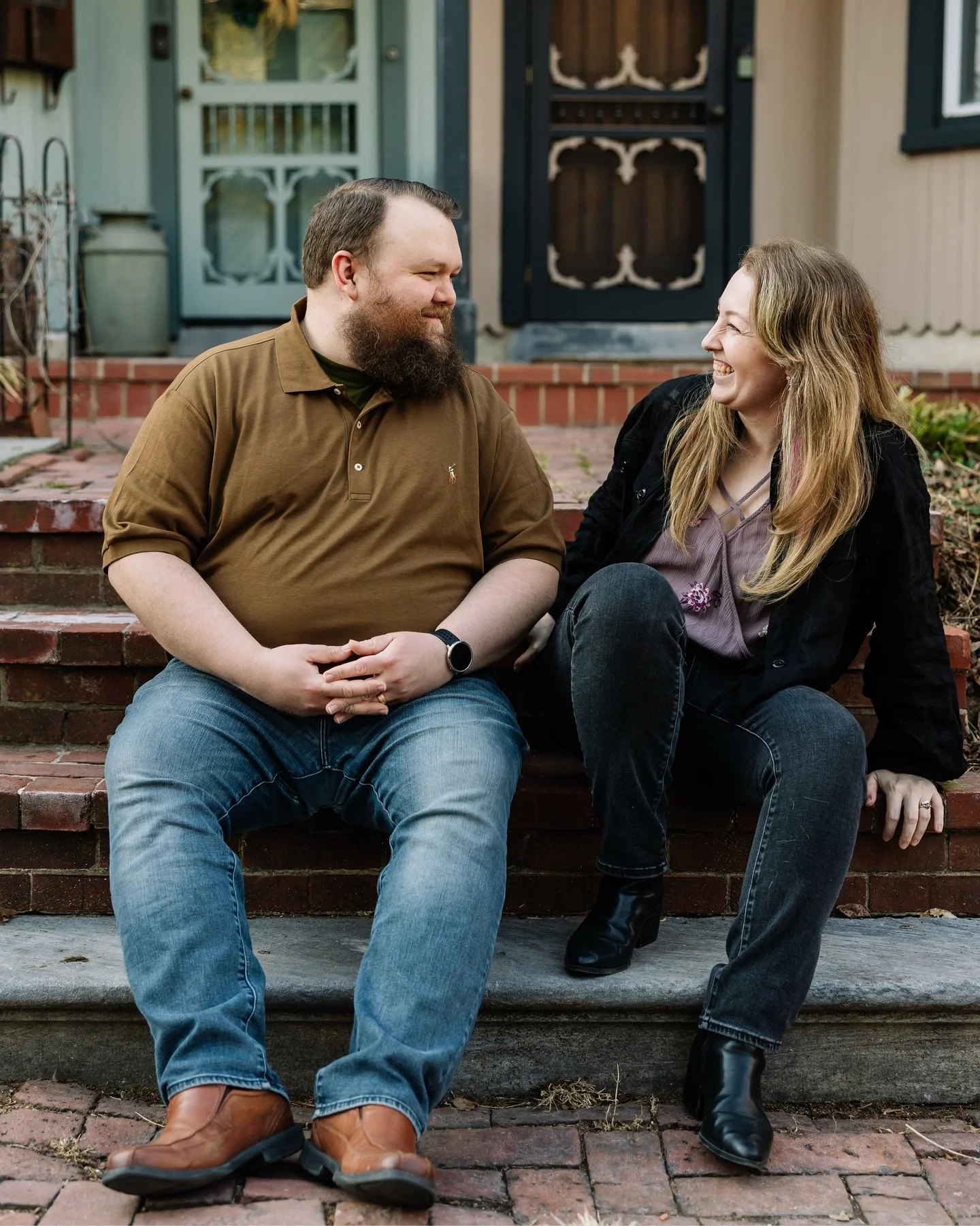 Erin + Adam wanted updated portraits together and we did so in my favorite way possible &ndash; walking around the neighborhood. 

You don&rsquo;t always need to have a &ldquo;reason&rdquo; for portraits and I love documenting your real life as it is