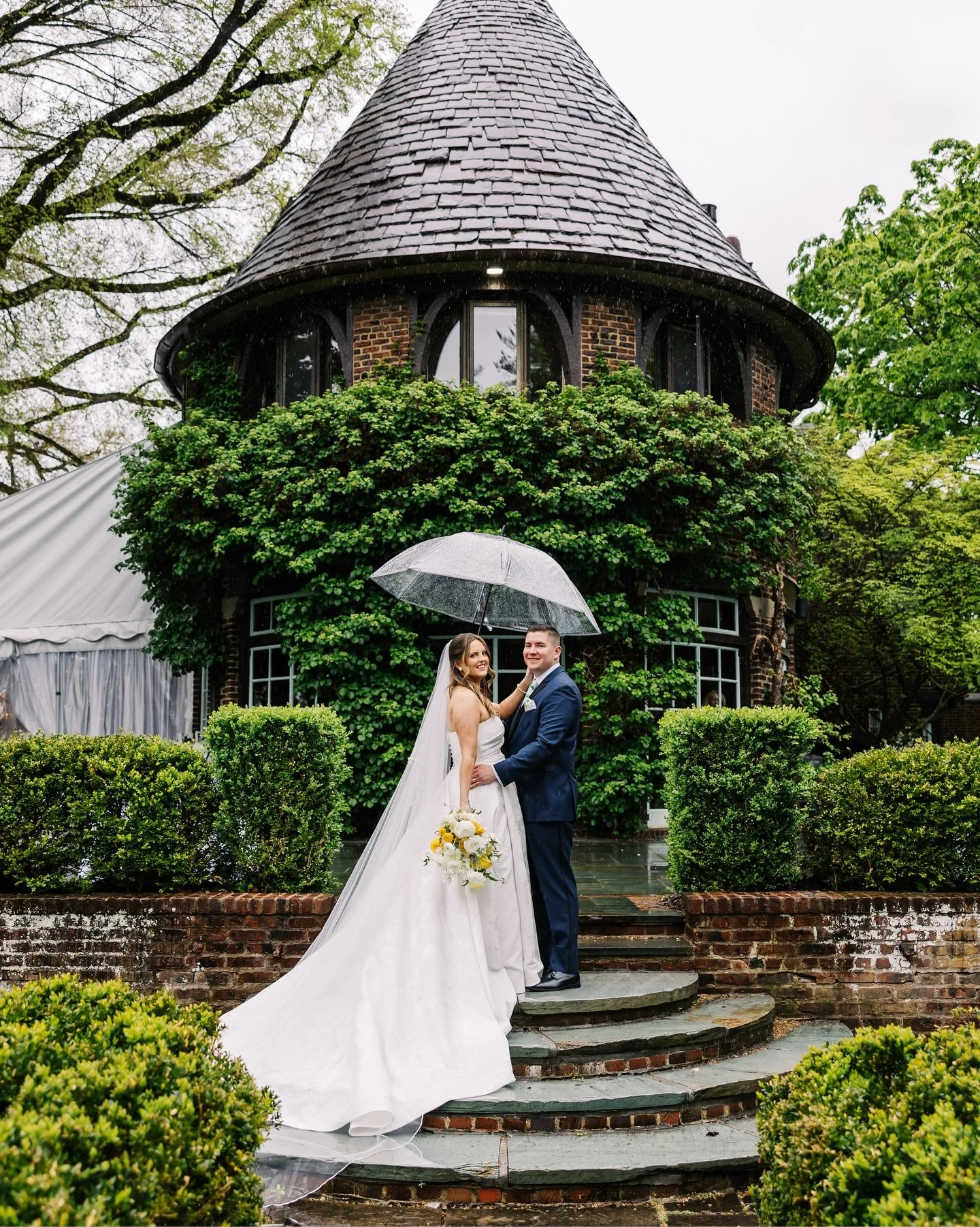 Marg + Zach didn&rsquo;t let the rain dampen their energy (ba dum tss) (I&rsquo;m allowed one corny pun per post okay) over the weekend for their wedding day! I don&rsquo;t even have a long caption planned because I&rsquo;m genuinely too excited to s