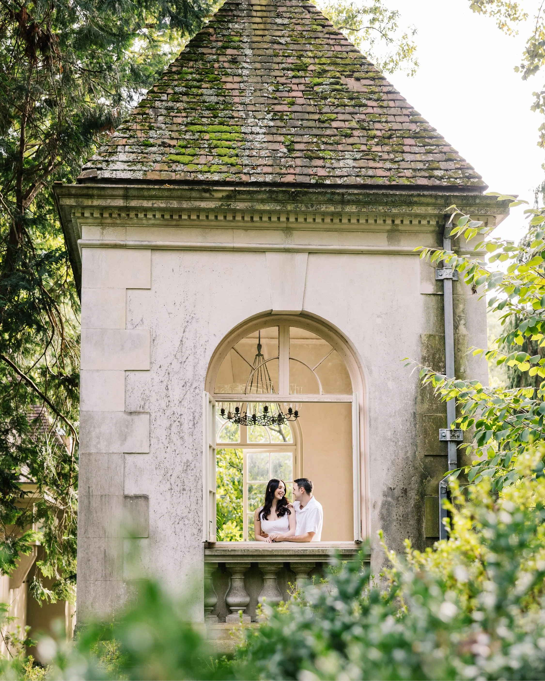 Taylor + Sebastian are one of my 2027 wedding couples and we recently did their engagement session at the always stunning, Winterthur. Taylor wanted her ✨Rapunzel✨ moment and I think we made that happen. 🤭

My signature wedding collection includes a