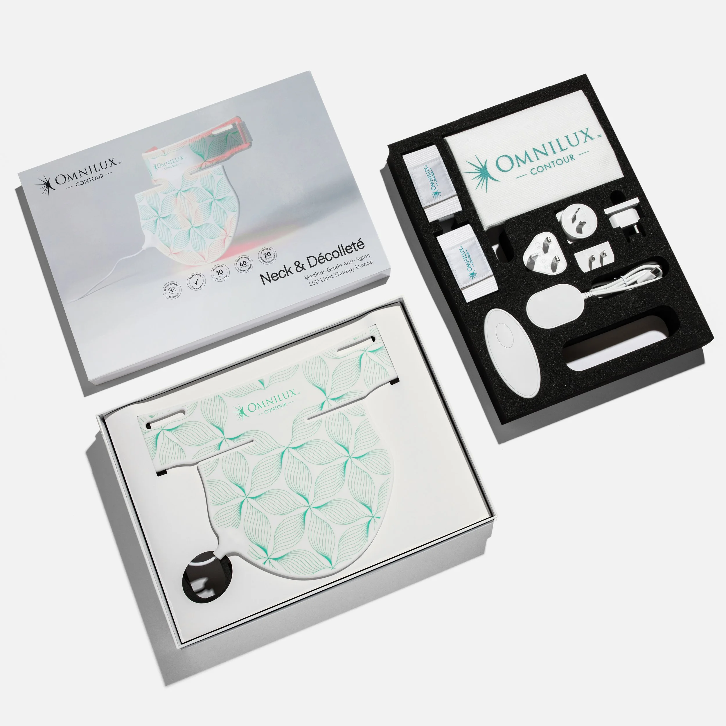 Neck & Decollete_Device With Open Box_White Background_2023.jpg