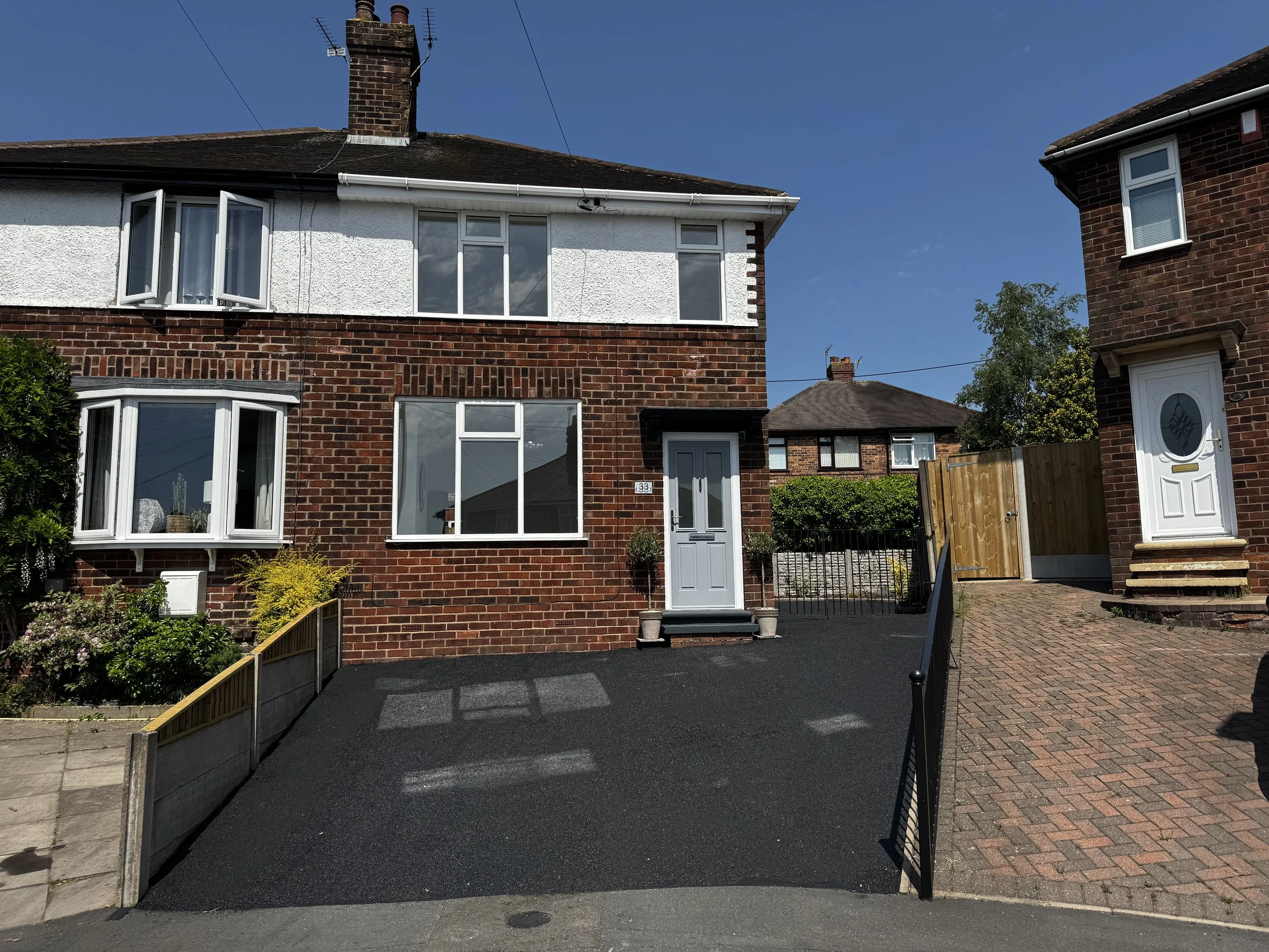 🏡 To Let – Lombardy Grove, Meir, Stoke-on-Trent, ST3 5PJ – £900 PCM