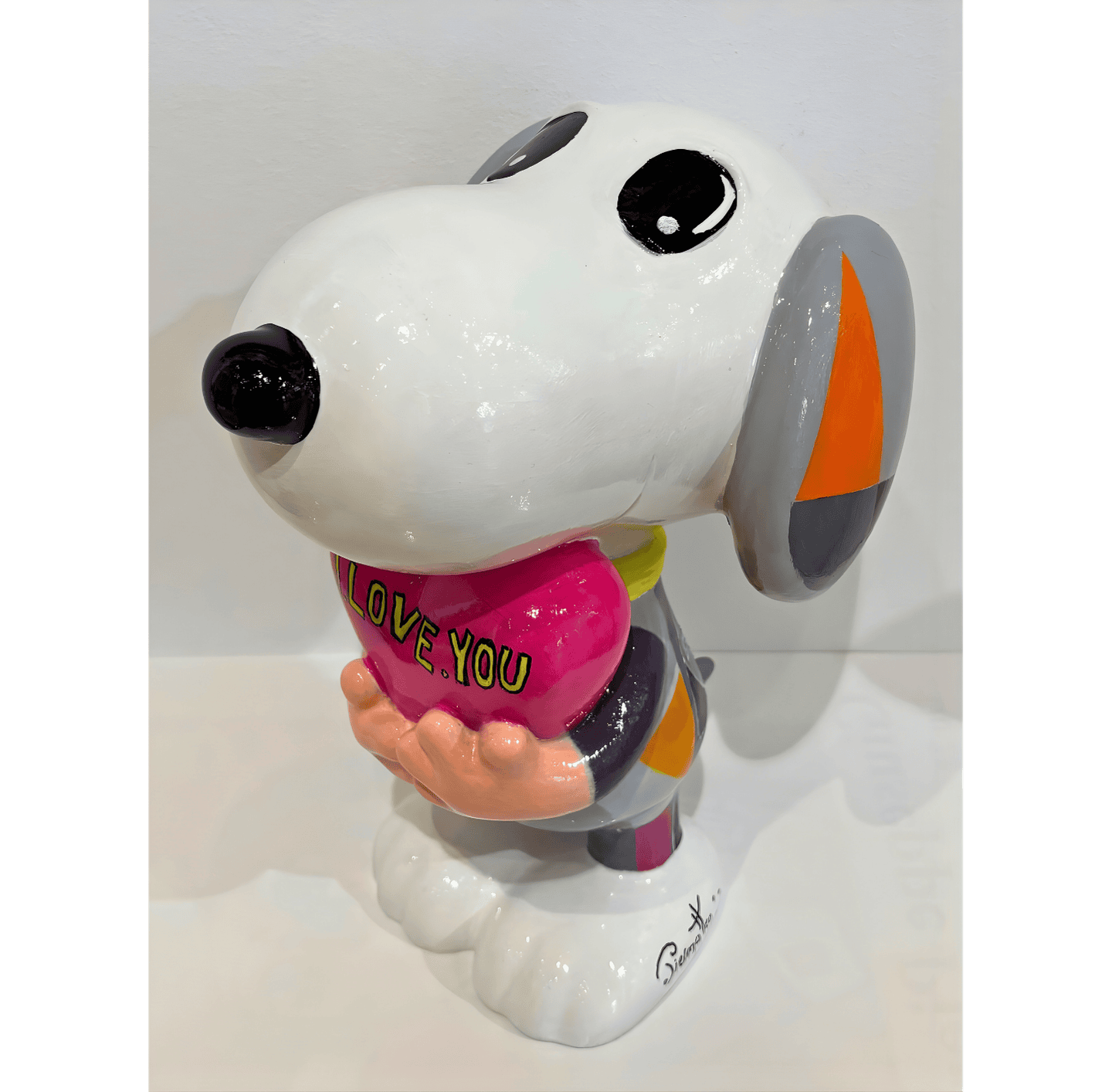 sculpture pop art snoopy dog love giuseppe piermatteo Galerie Graal Galerie d'art Agen .png