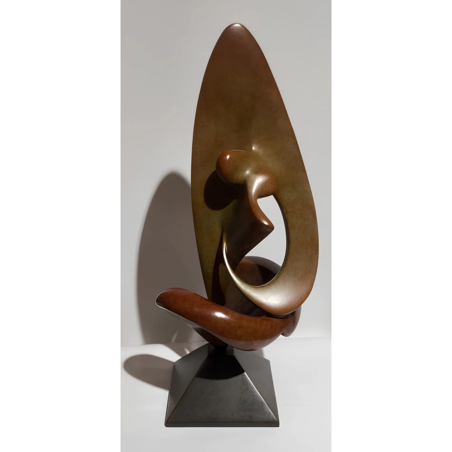 sculpture en bronze de fanjol famille Galerie Graal .webp