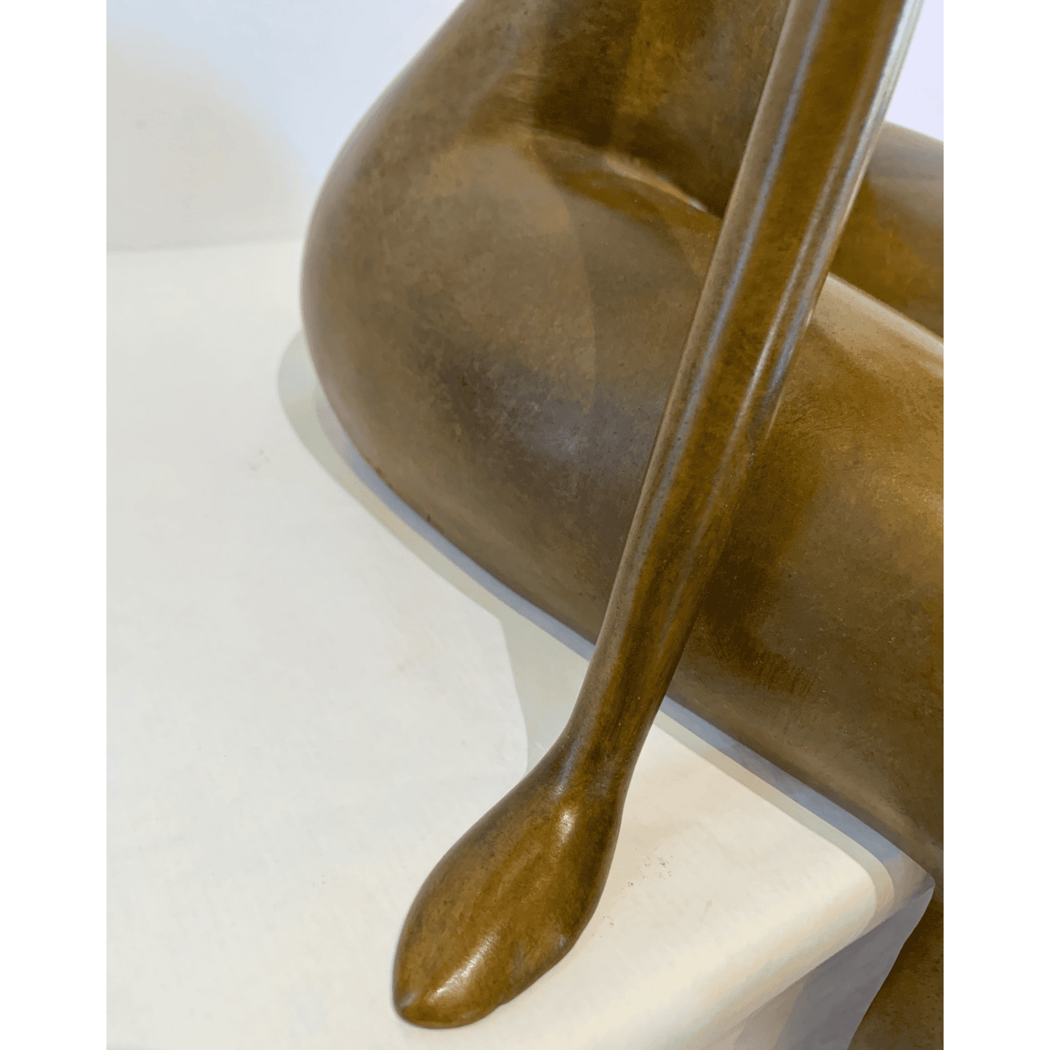 Sculpture en bronze de femme de Marie Madeleine Gautier - Galerie Graal - Galerie d'art en Ligne - Art Contemporain