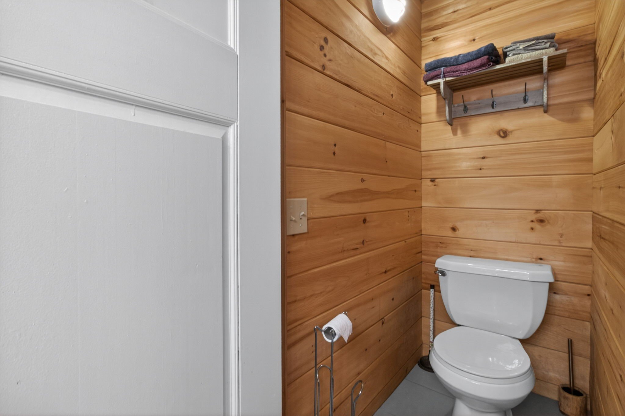 C Mas Water Closet 78-web-or-mls-IMG_3757.jpg