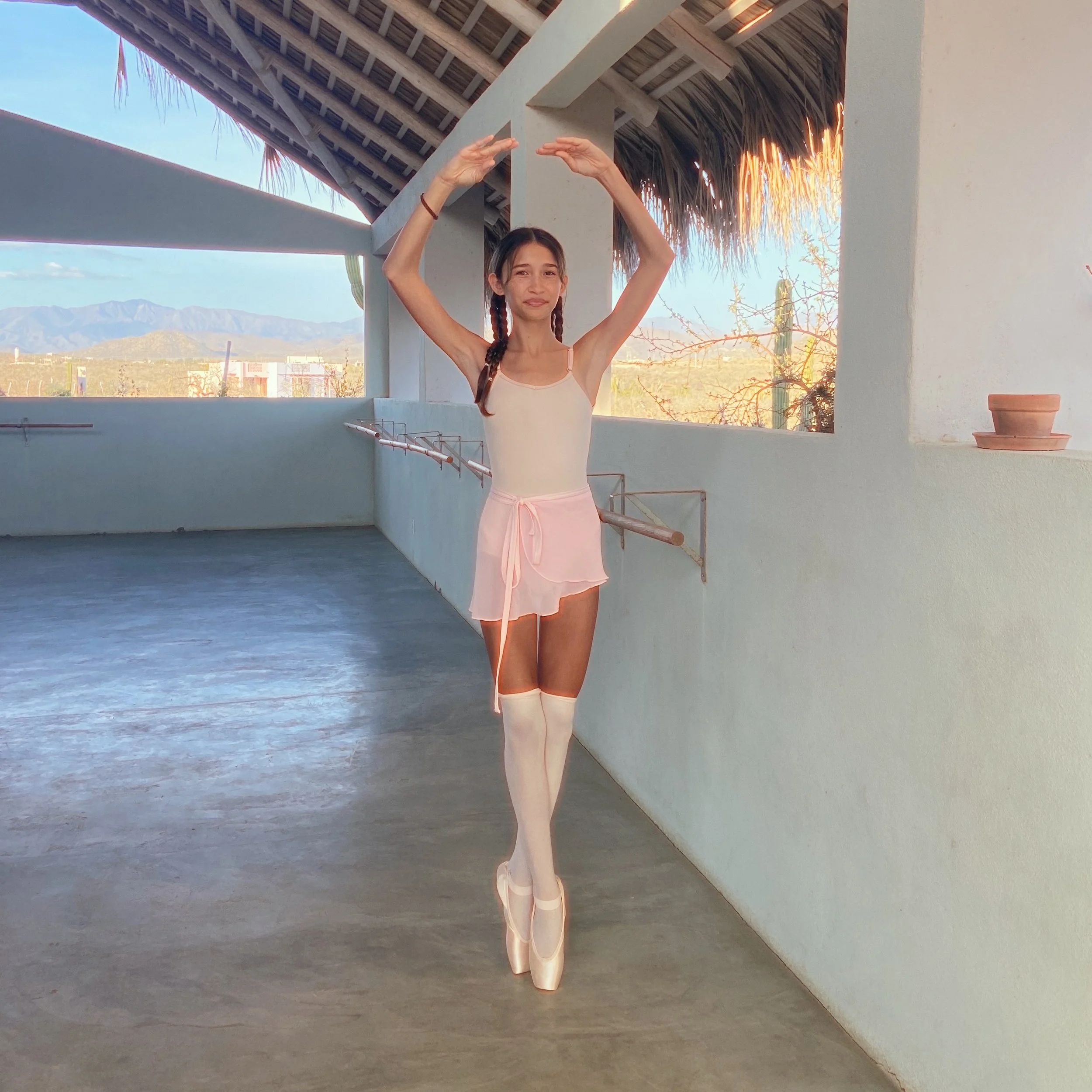 Nueva clase 〰️ New class!

Demi-pointe 🩰 Some of our older students are ready to begin their training on pointe! Our demi-pointe class is a prerequisite before dancing on pointe shoes.

Thursdays - Jueves  6:00-6:30

Ages 10 and up. Dancers must tak