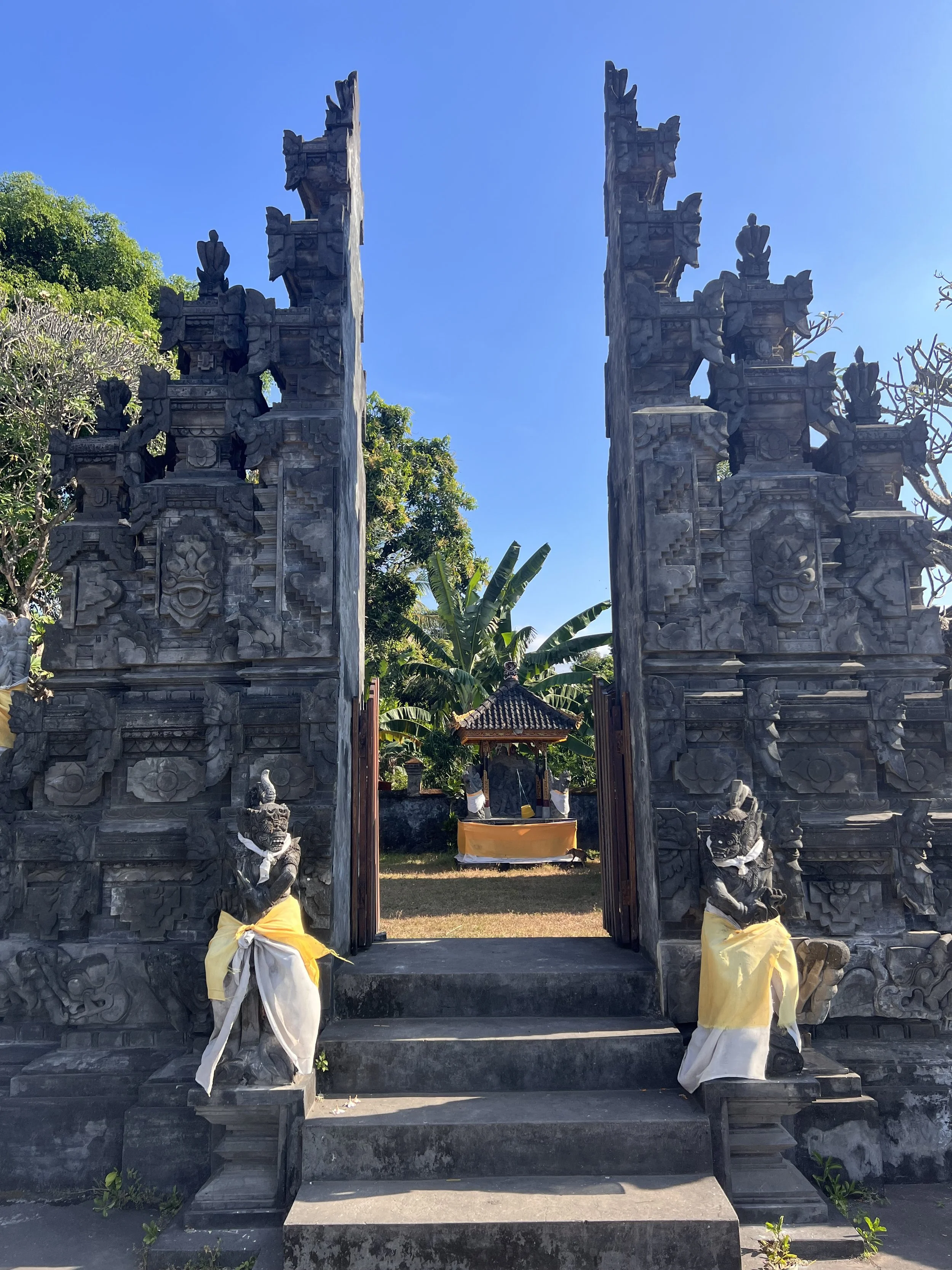 Balinese gate symbolizing mindful connection