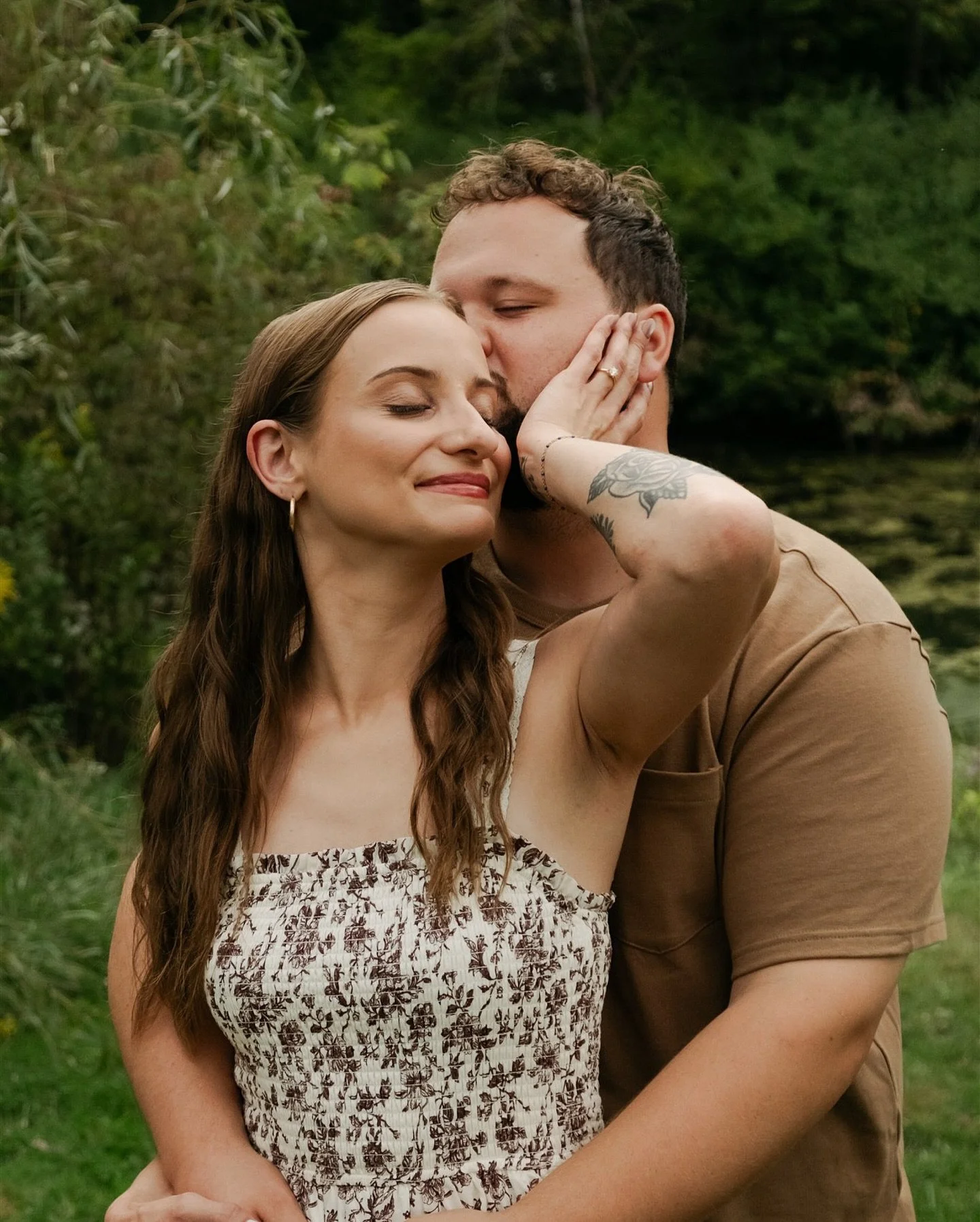 Sent of Rachel &amp; Bryan's engagement photos this morning and I couldn't wait to share them with ya'll! Can't wait for next year, these two, and their big day!

.

.

.

#indianaphotographer #indianaphotography #indianapolisphotographer #indyphotog