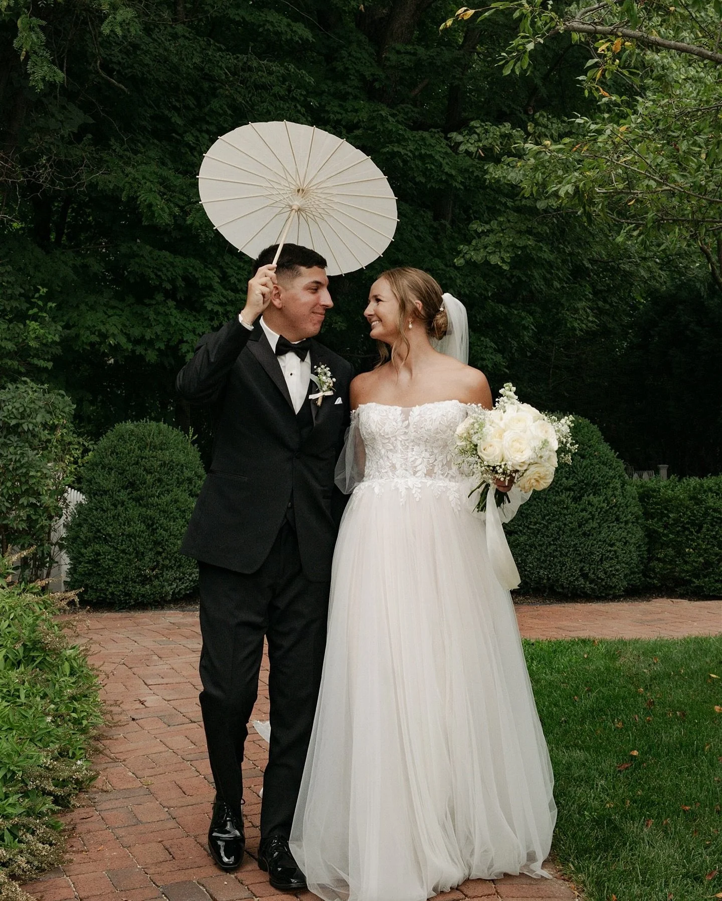 Moments in time from Sydnee &amp; Wyatt's day that will forever live rent free in my head 🫢