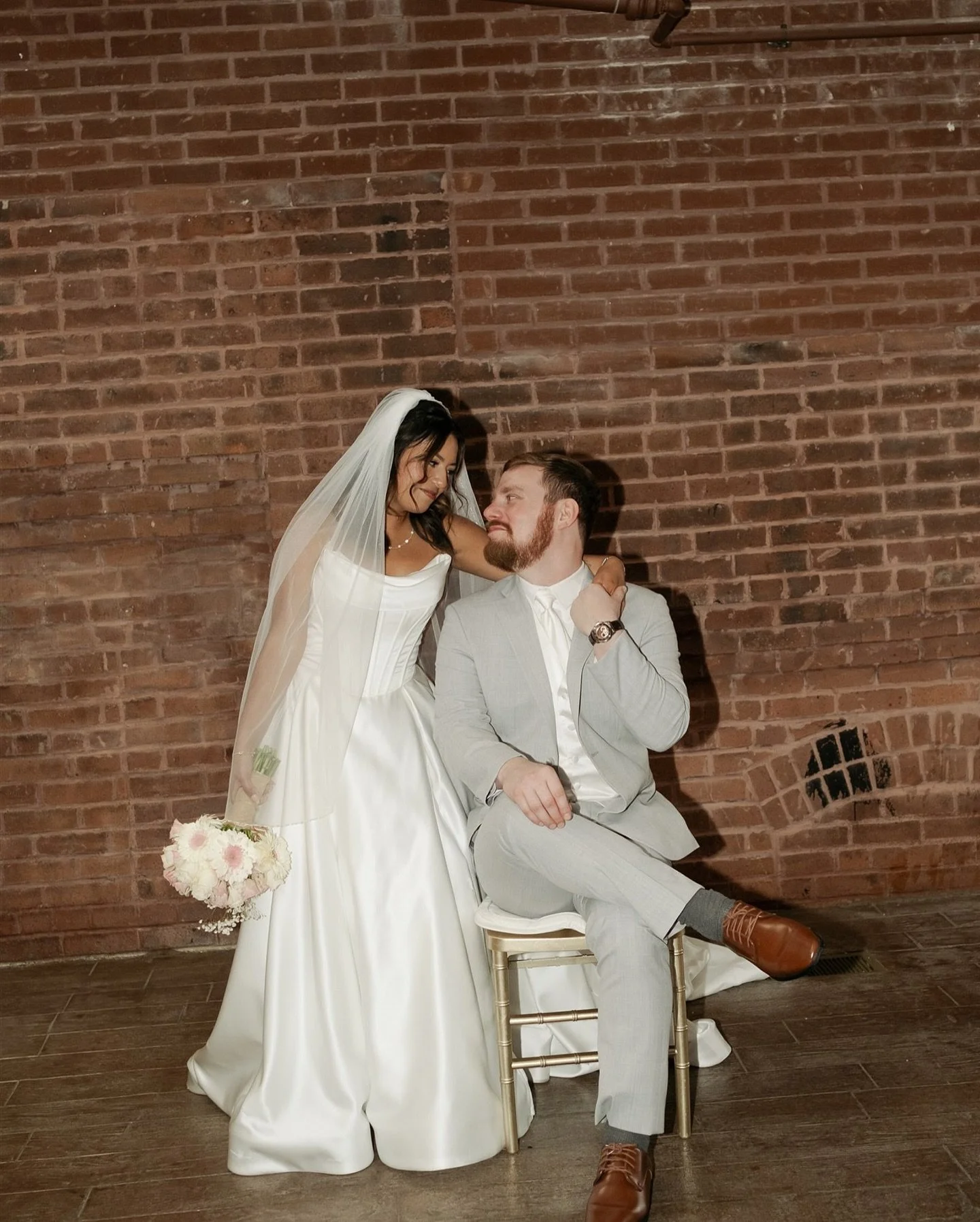 Had so much fun with Brenda &amp; Ryan on their big day this past October. Their crew and their family brought the party and it was a blast getting to document it all 🤍💍

.

.

.

#indianaphotographer #indianaphotography #indianapolisphotographer i