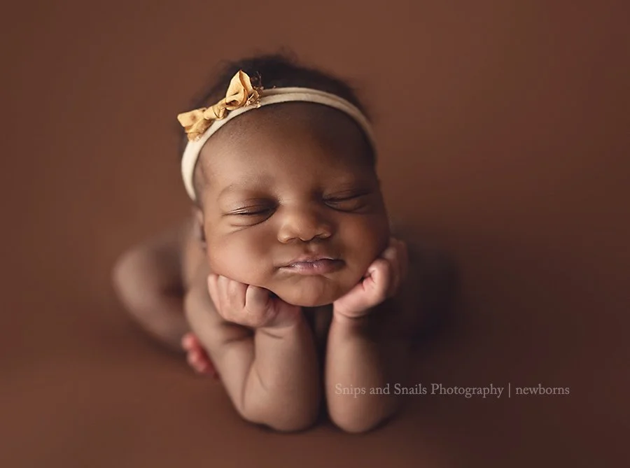 Happy Froggy Friday! 🍂 Snips and Snails Photography - Newborns are our art!
#newbornphotography
#hagerstownnewbornphotographer
#chambersburgnewbornphotographer
#hagerstownbabyphotographer
#chambersburgnewbornphotography
#pennsylvaniababyphotographer