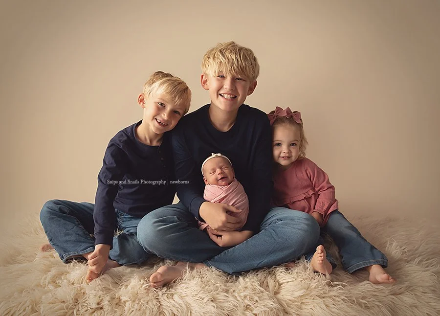 All smiles 🙂
#hagerstownnewbornphotographer
#chambersburgnewbornphotographer
#hagerstownbabyphotographer
#chambersburgnewbornphotography
#pennsylvaniababyphotographer
#marylandnewbornphotographer
#newbornphotos
#greencastlenewbornphotographer
#frank
